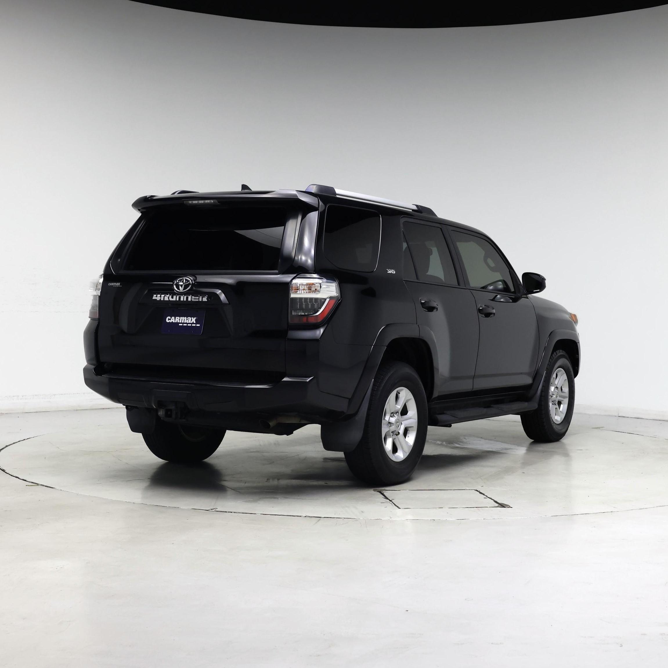 Thumbnail: 2019 Toyota 4Runner - 8