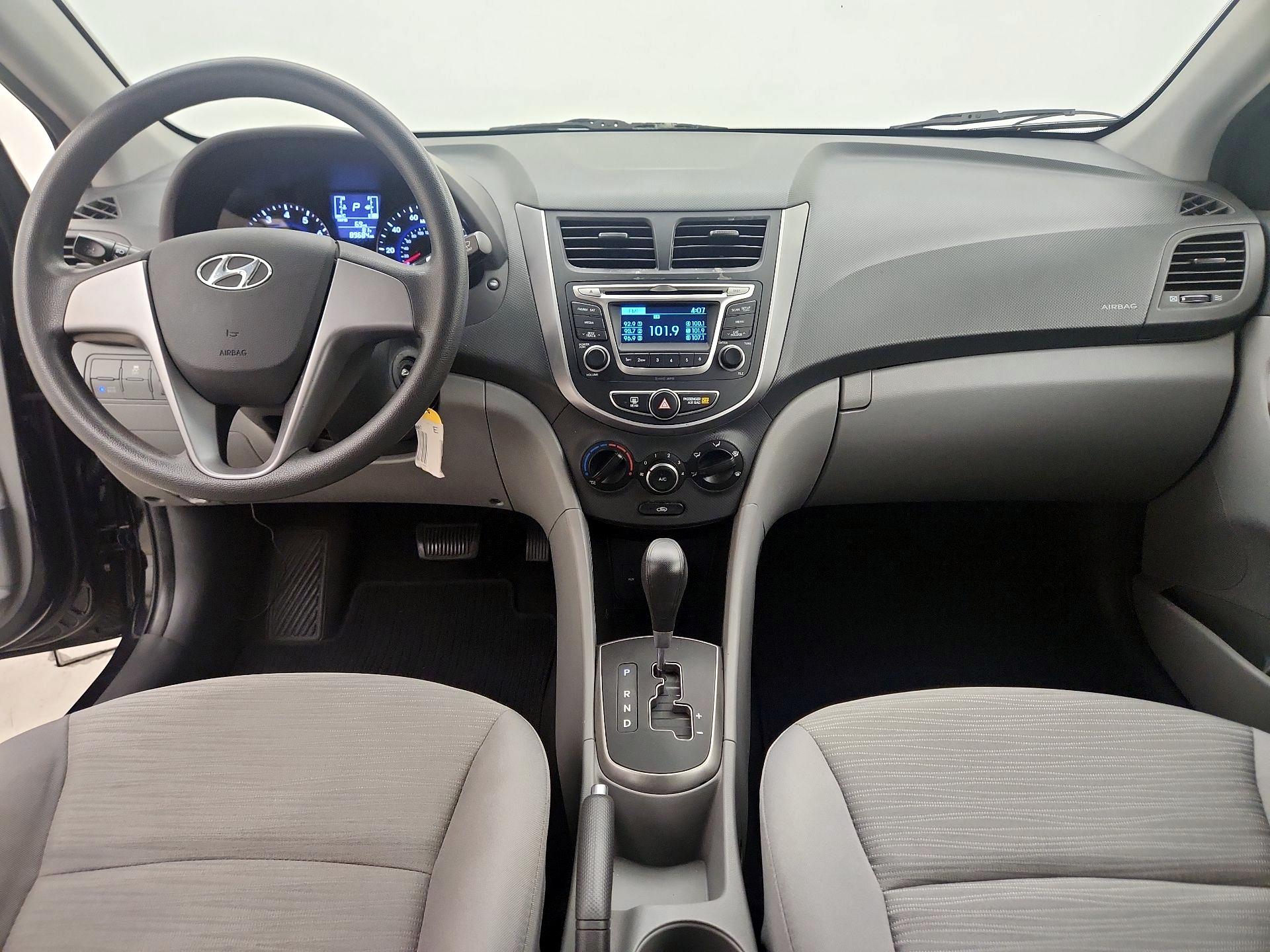 Thumbnail: 2017 Hyundai Accent - 9