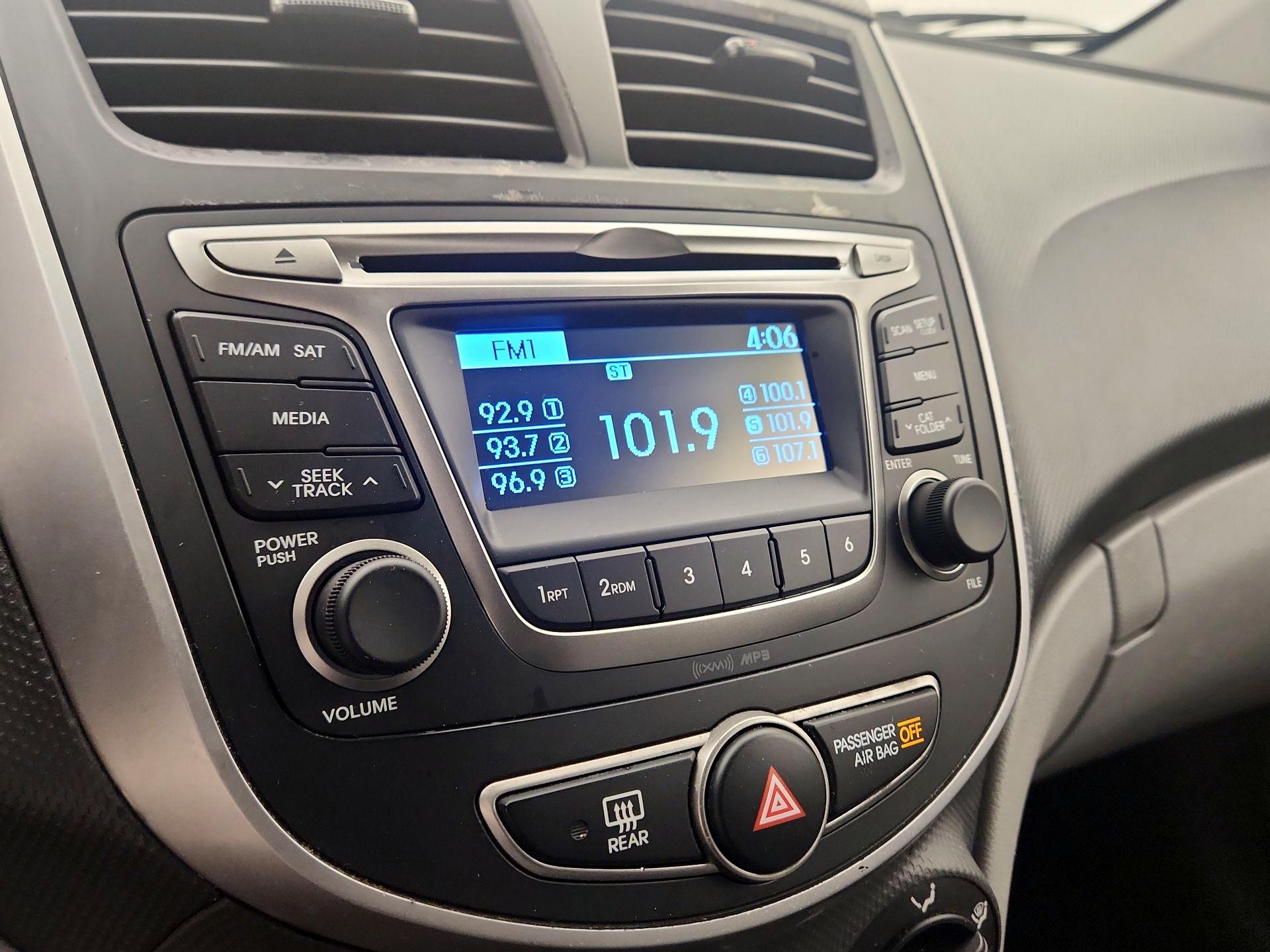 Thumbnail: 2017 Hyundai Accent - 14