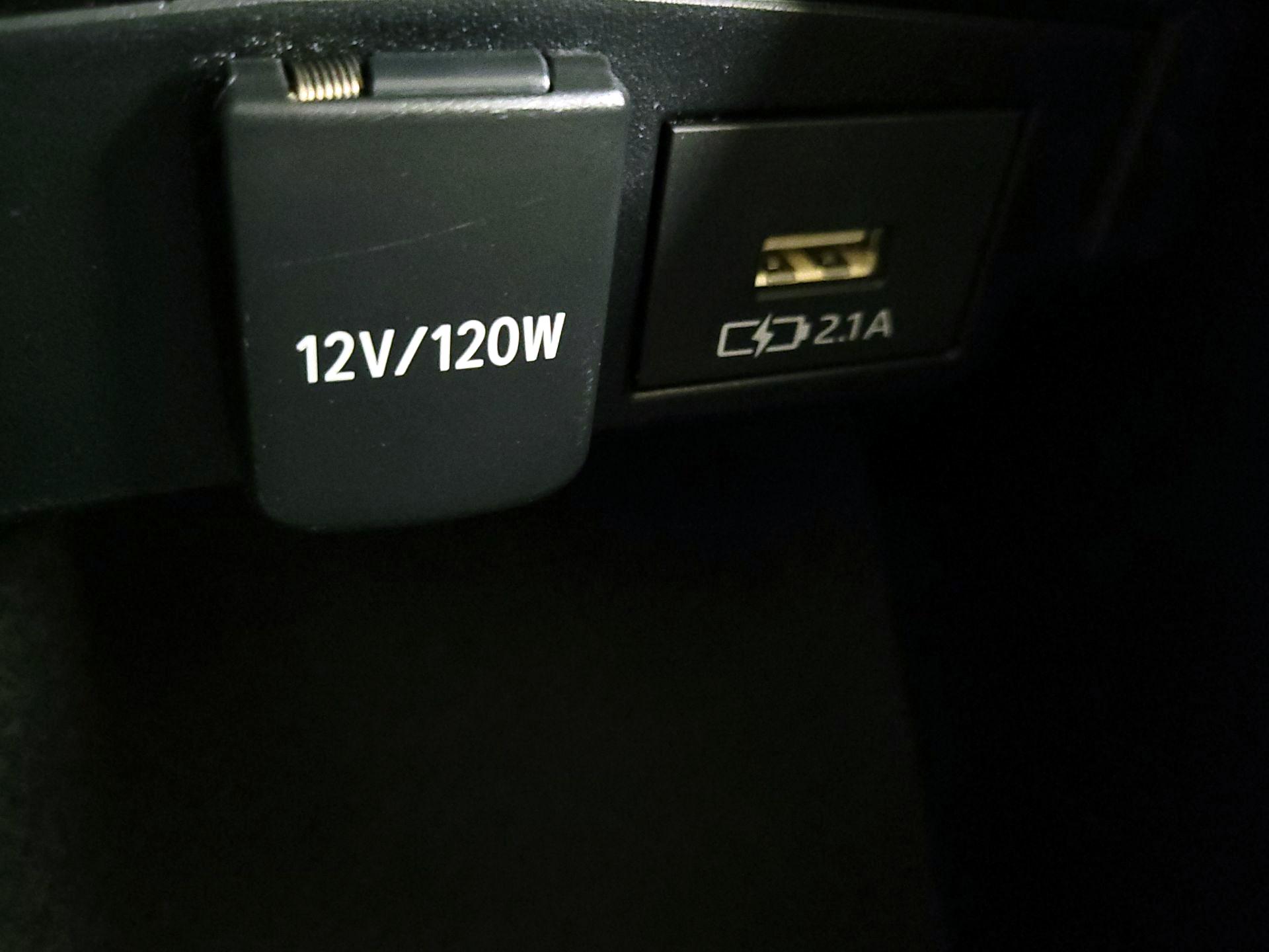 Thumbnail: 2020 Toyota Corolla - 18