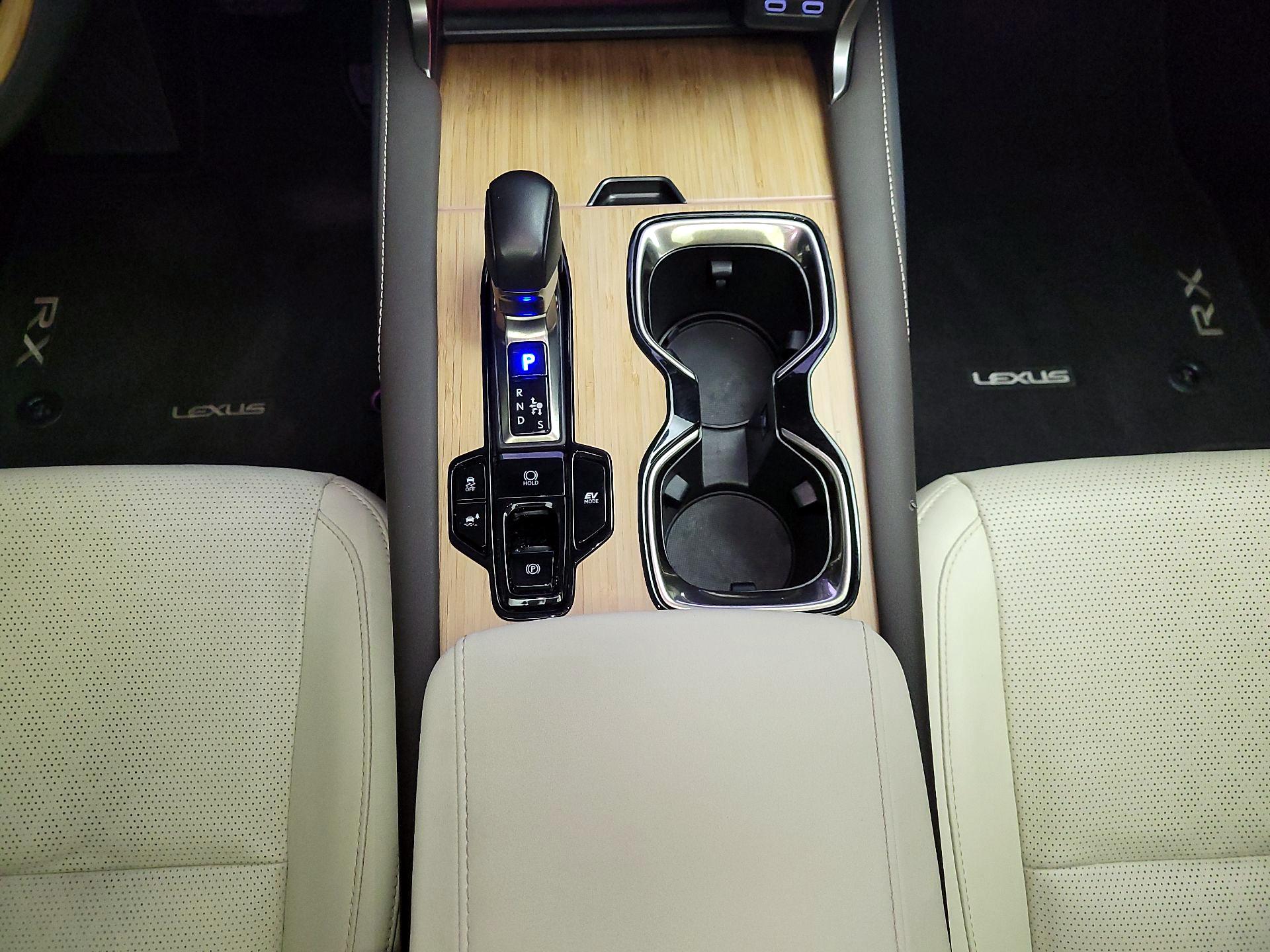 Thumbnail: 2025 Lexus RX - 18