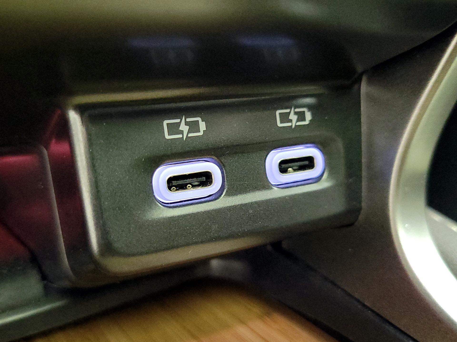 Thumbnail: 2025 Lexus RX - 19