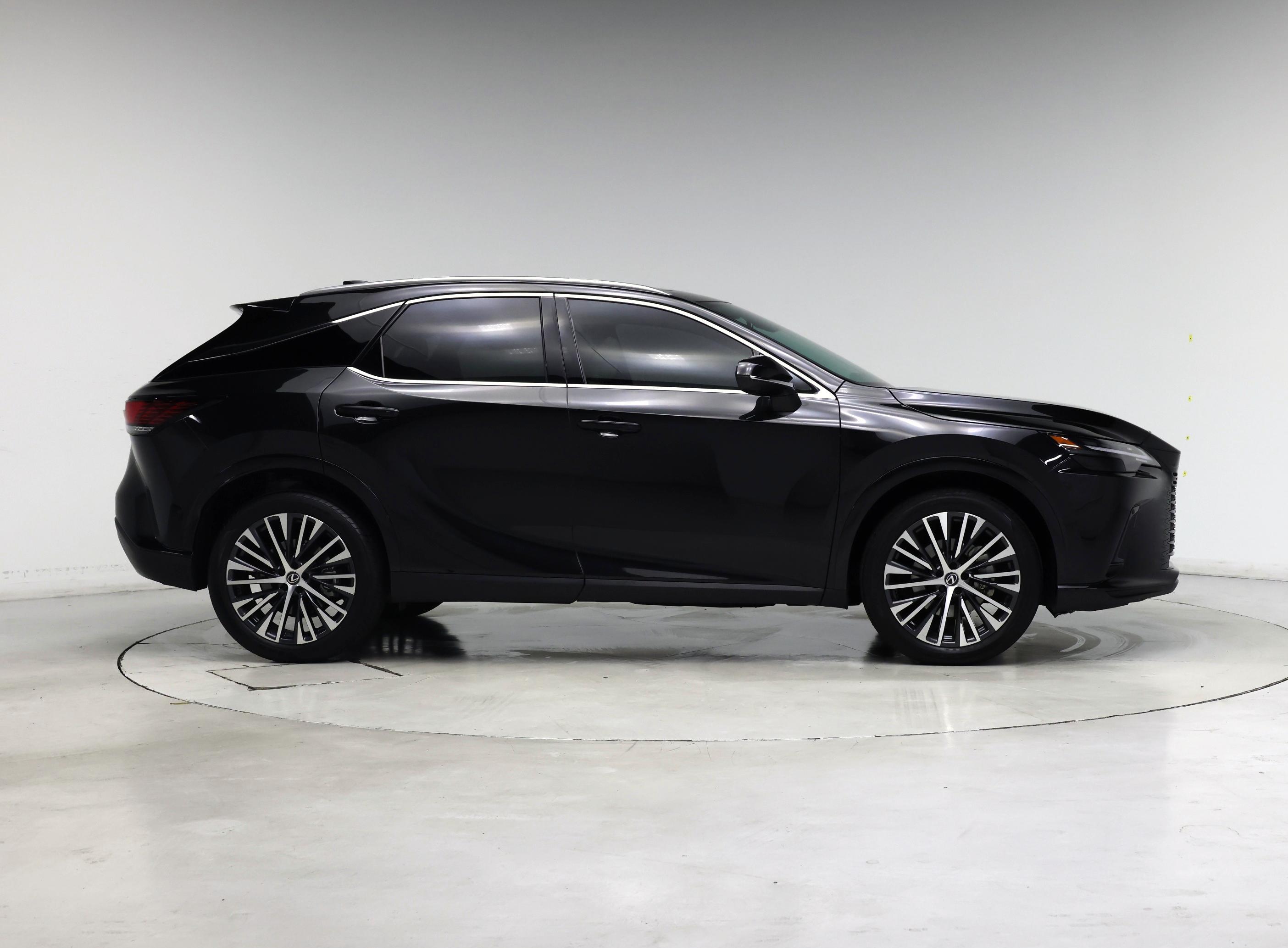 Thumbnail: 2025 Lexus RX - 7