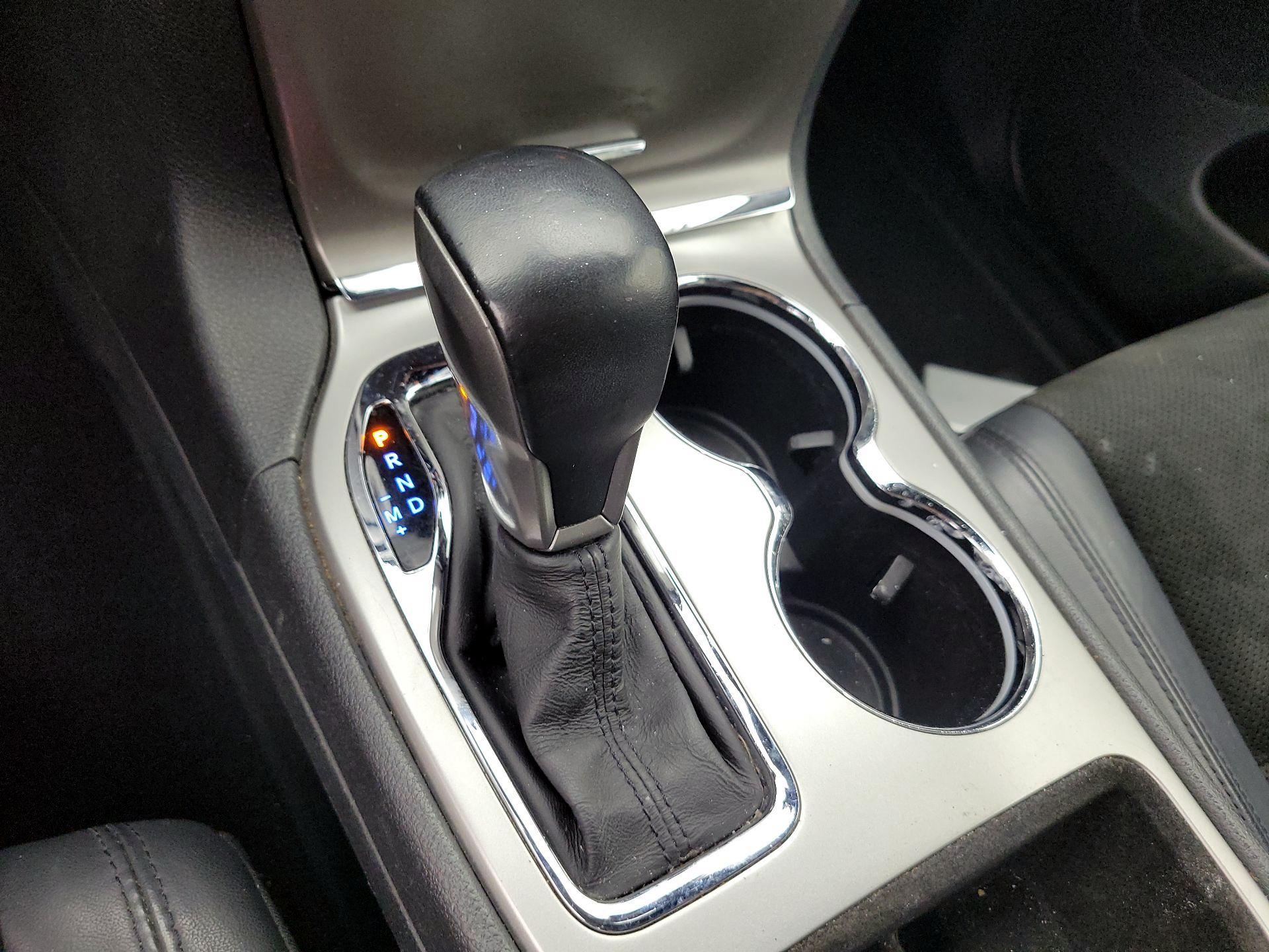 Thumbnail: 2019 Jeep Grand Cherokee - 17