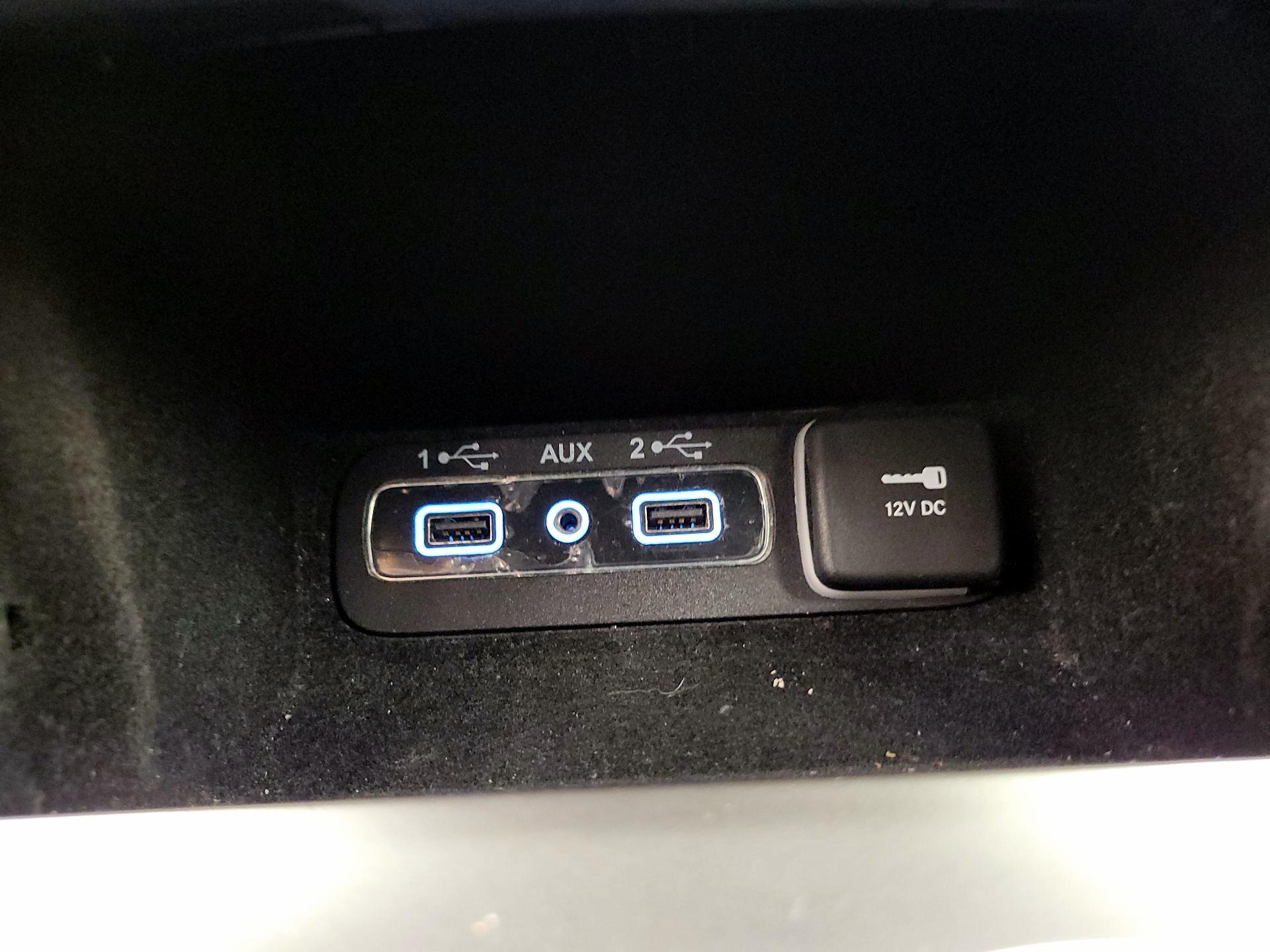 Thumbnail: 2019 Jeep Grand Cherokee - 18