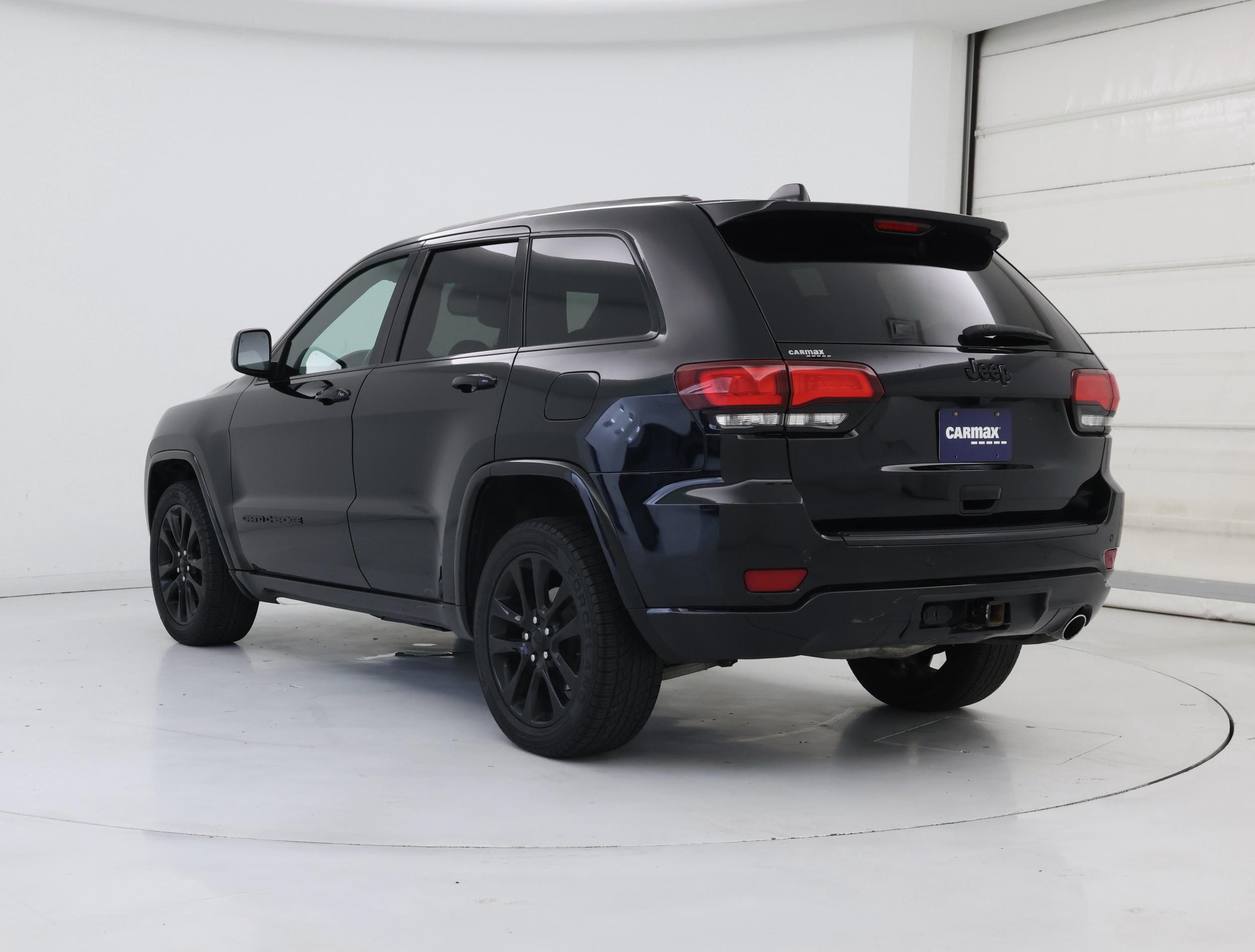 Thumbnail: 2019 Jeep Grand Cherokee - 2