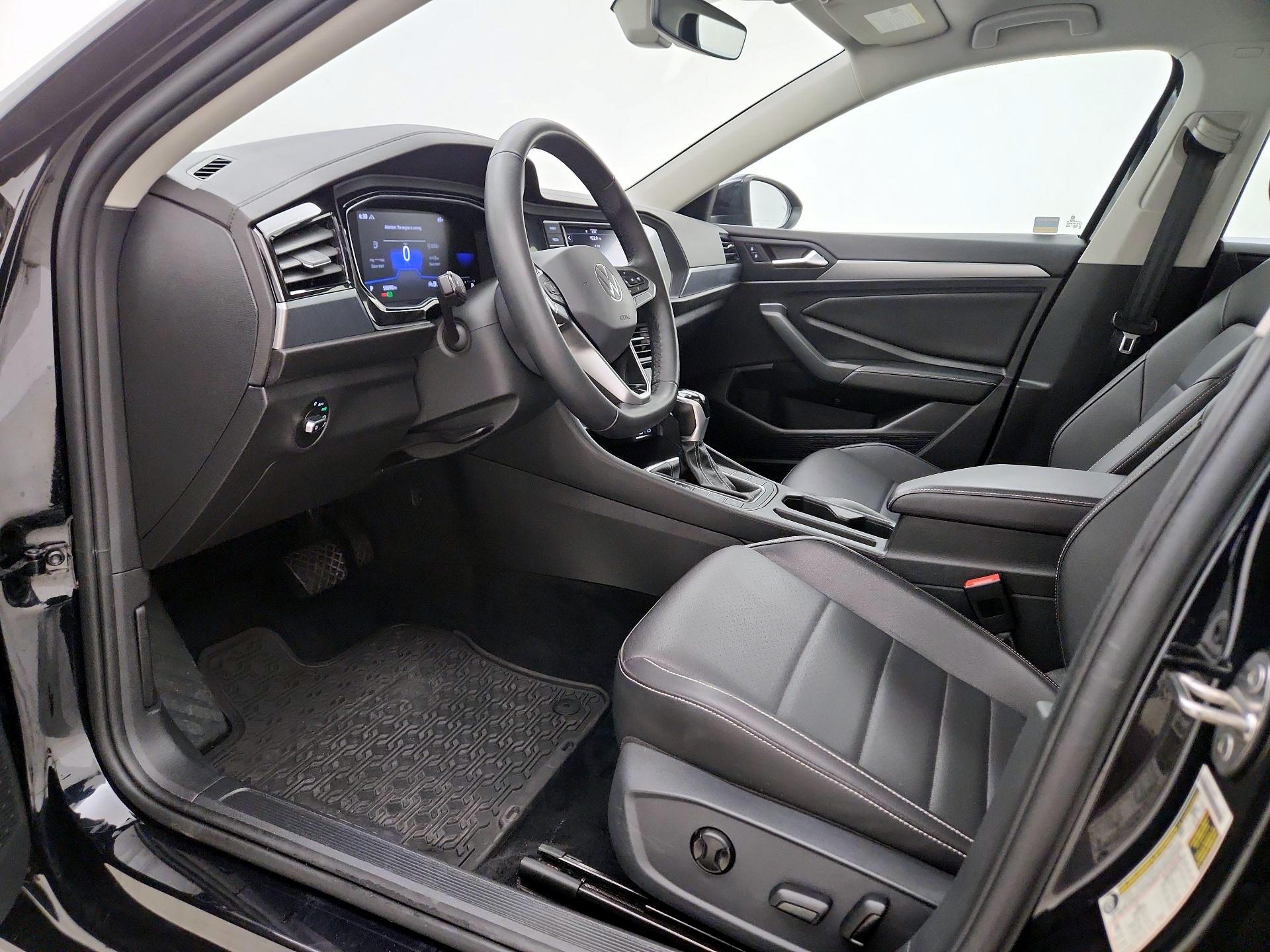 Thumbnail: 2022 Volkswagen Jetta - 11