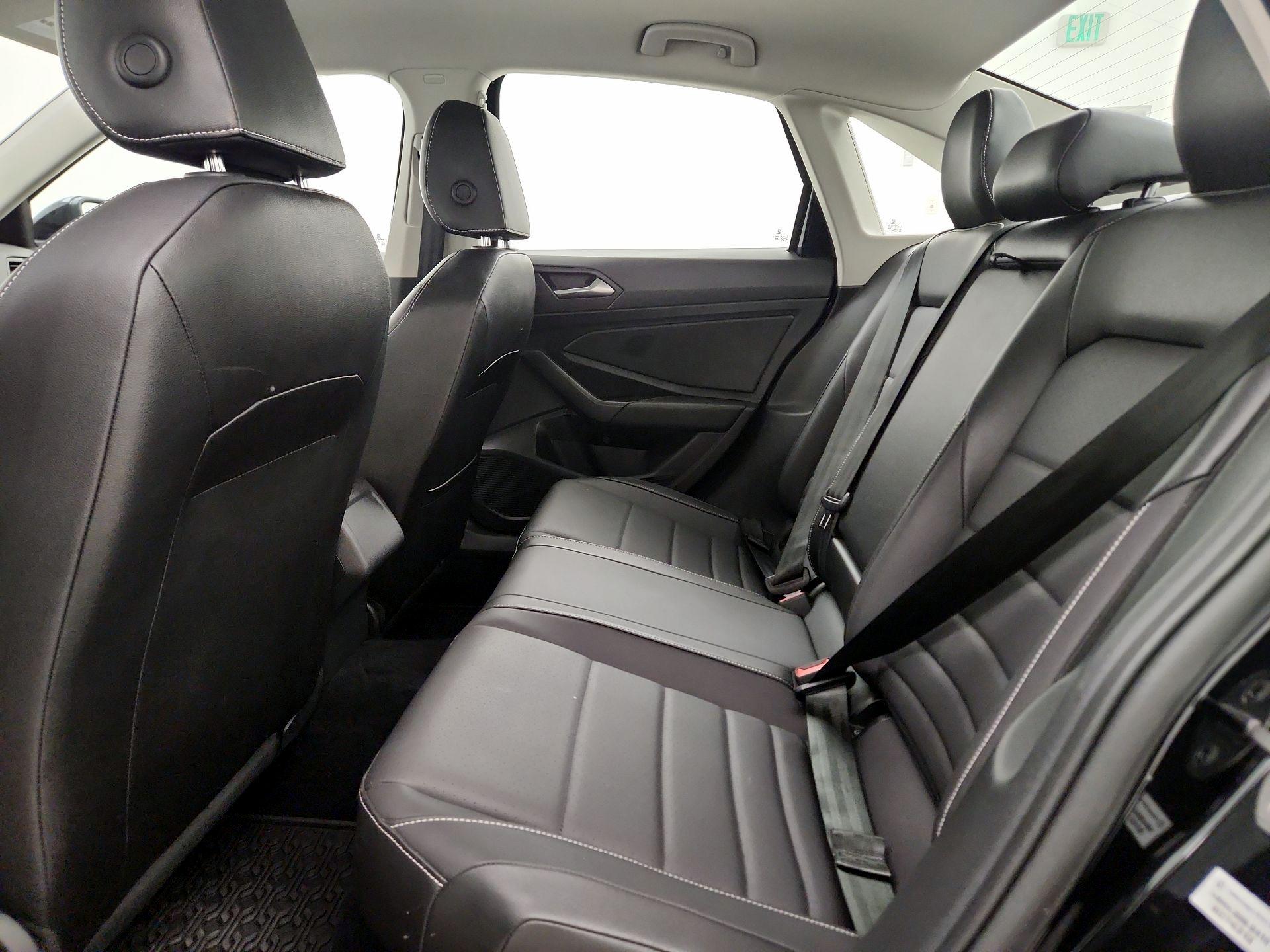 Thumbnail: 2022 Volkswagen Jetta - 19