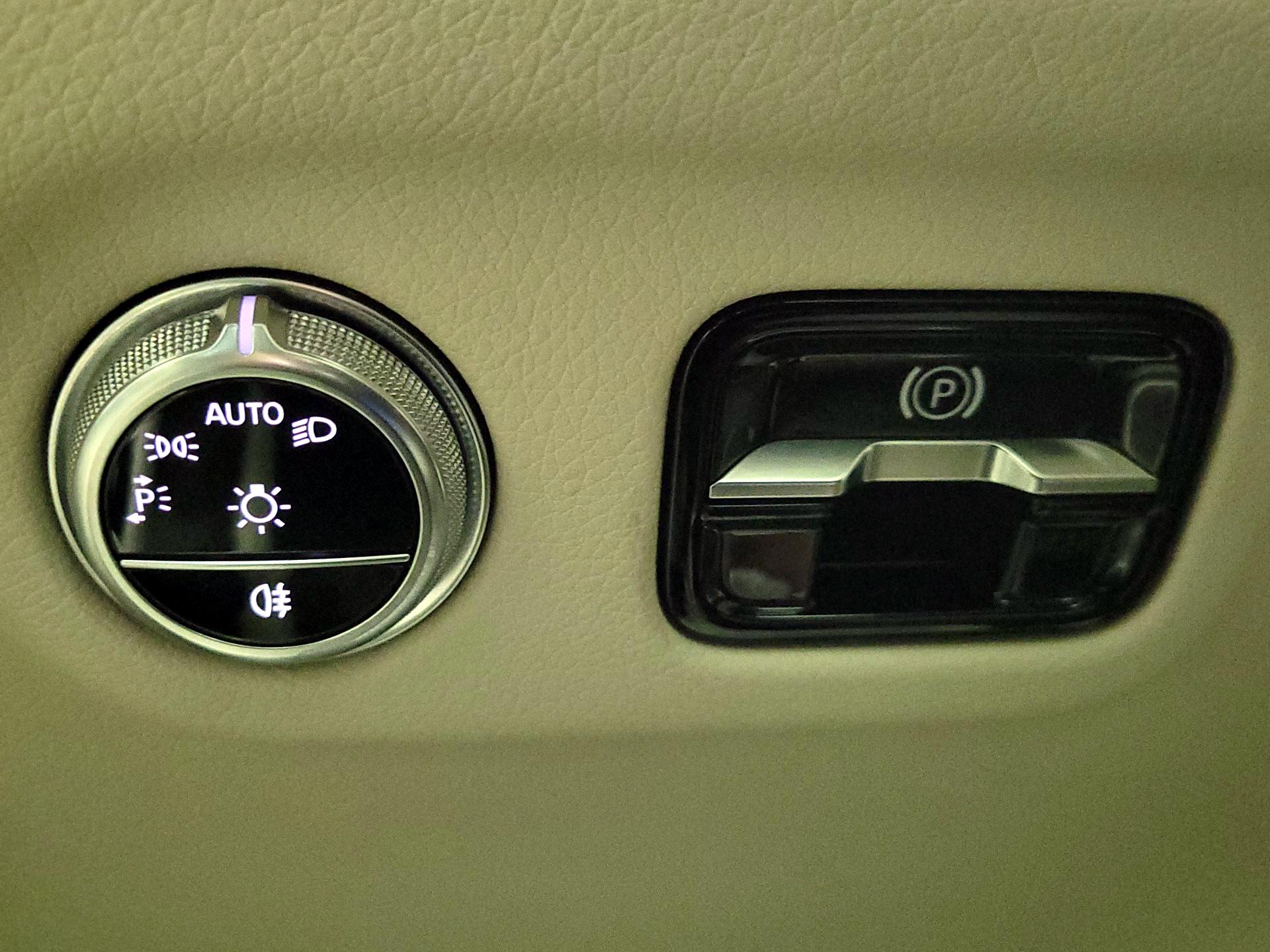 Thumbnail: 2022 Mercedes-Benz EQS - 13