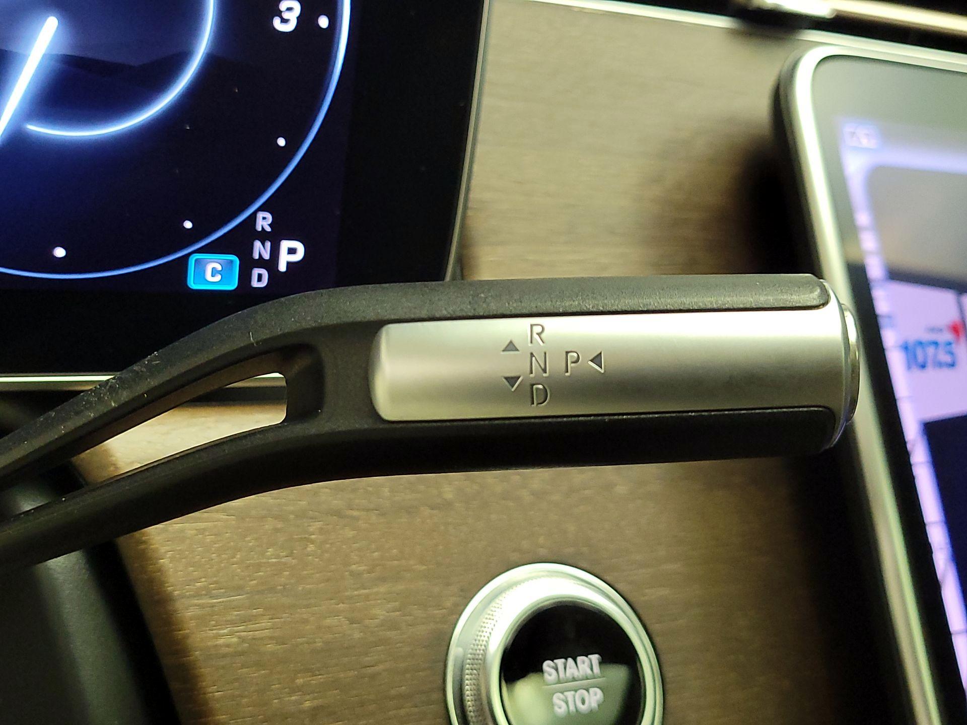 Thumbnail: 2022 Mercedes-Benz EQS - 18