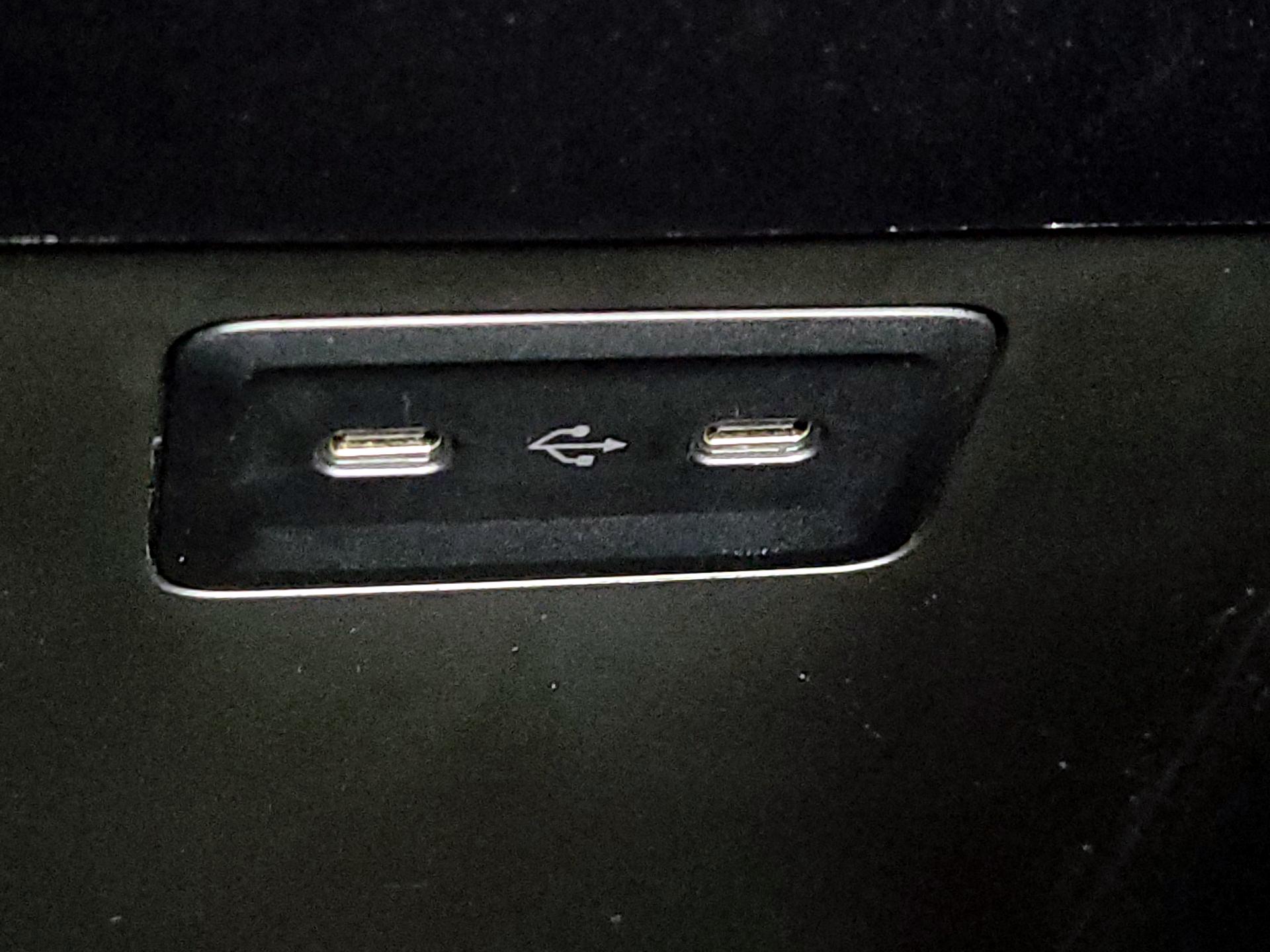 Thumbnail: 2022 Mercedes-Benz EQS - 19