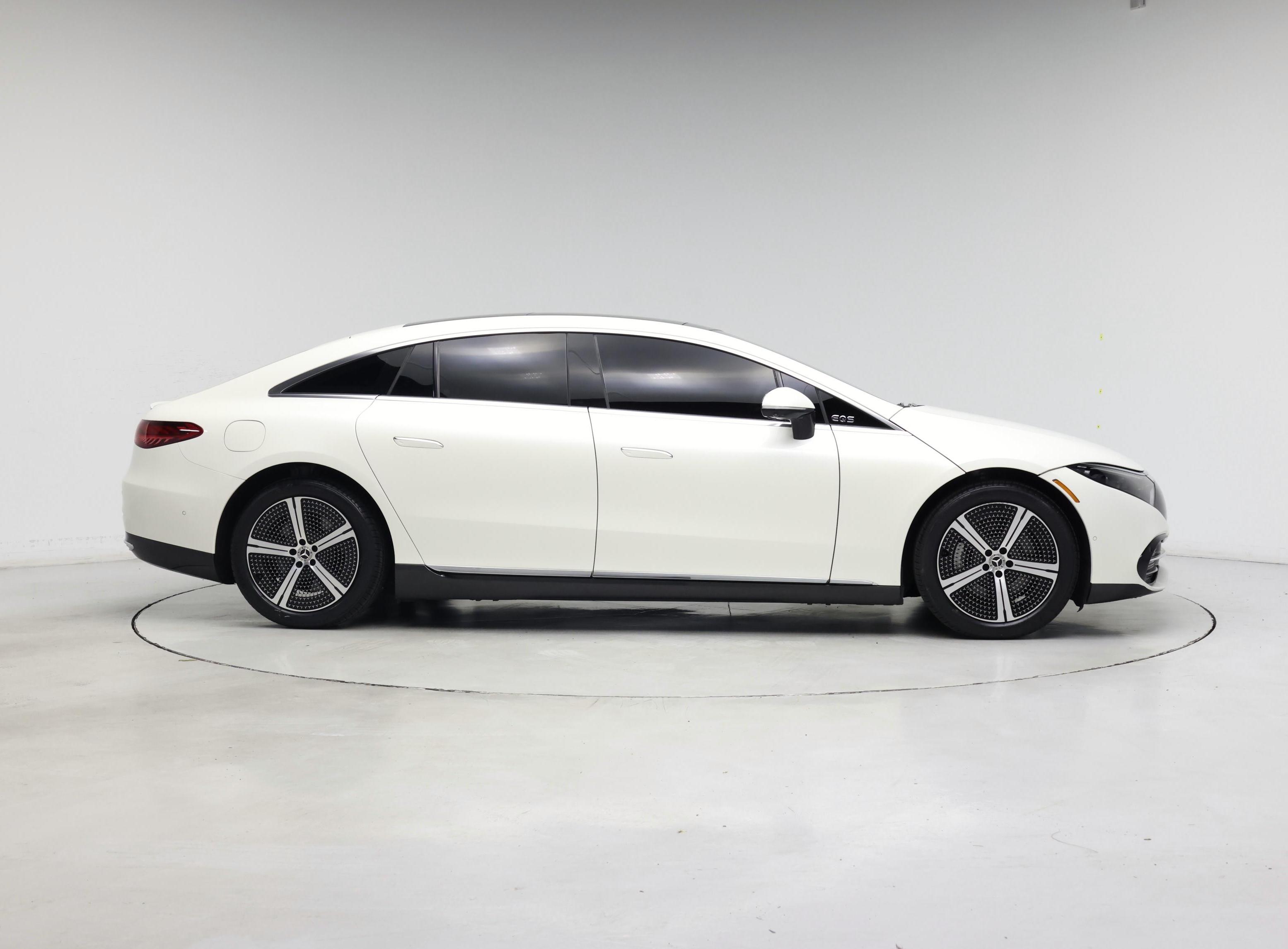 Thumbnail: 2022 Mercedes-Benz EQS - 7