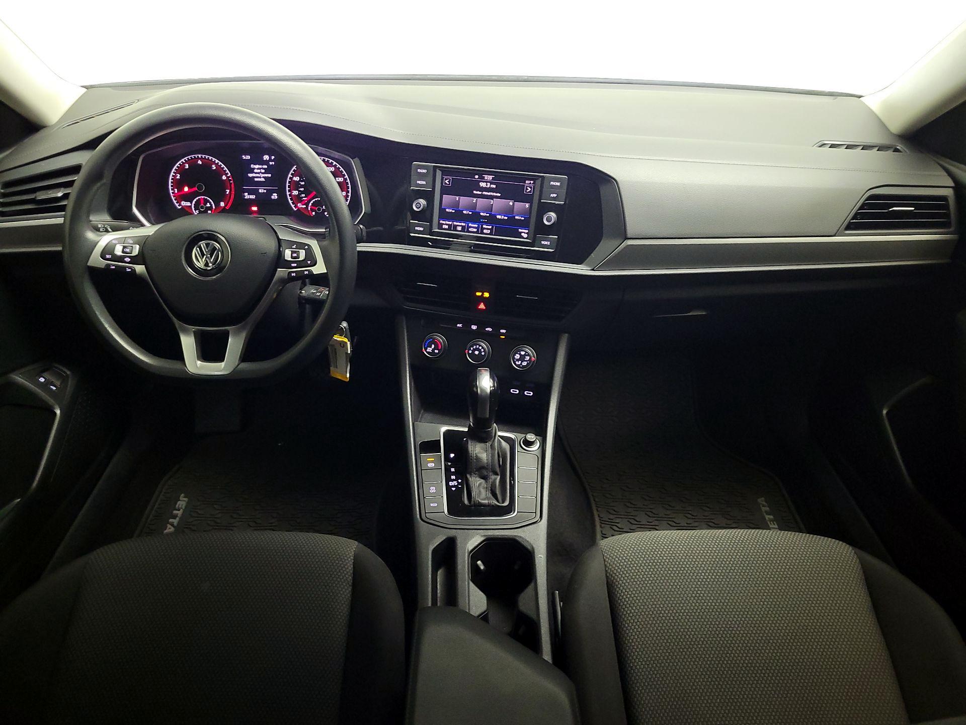 Thumbnail: 2021 Volkswagen Jetta - 9