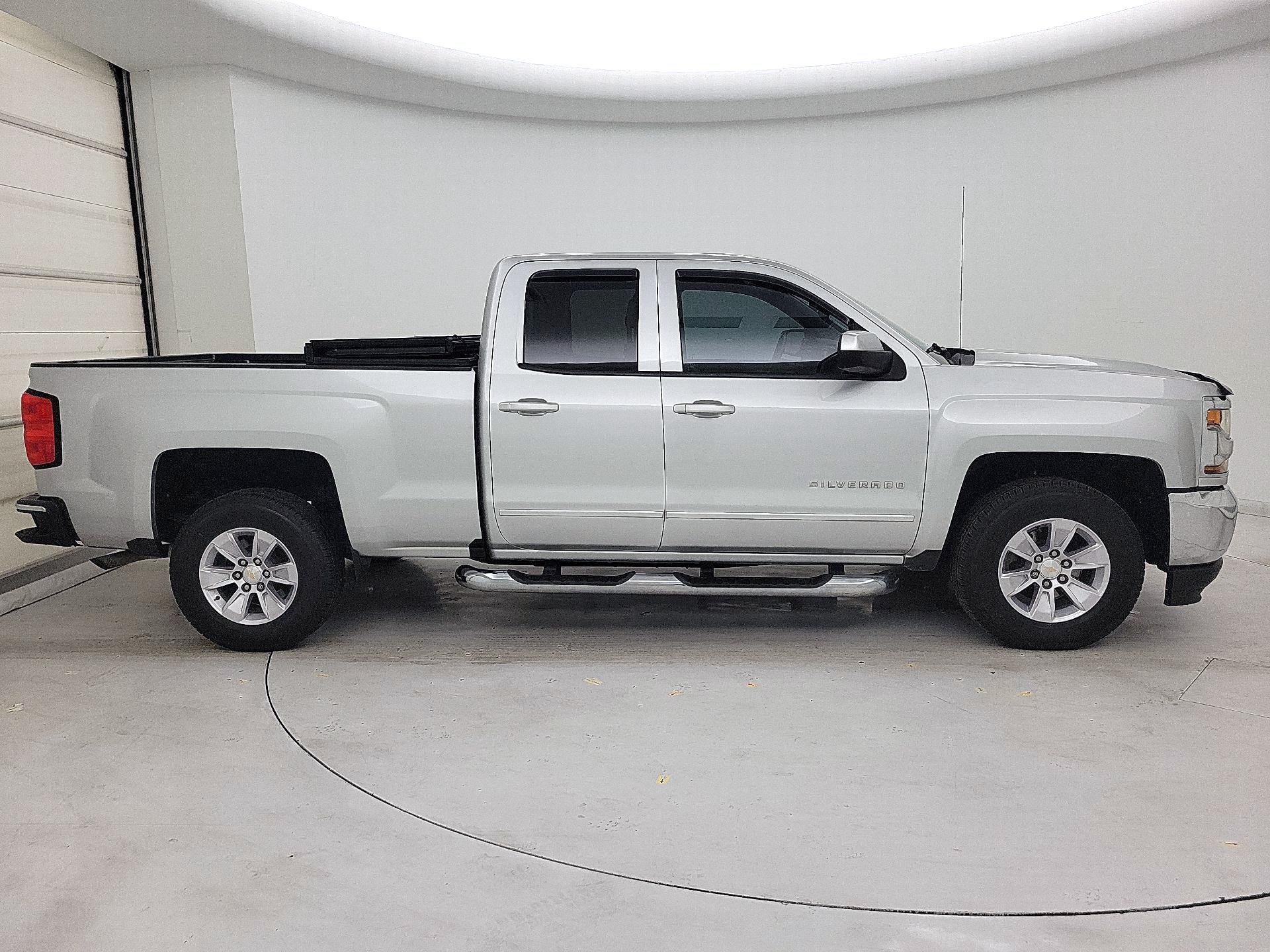 Thumbnail: 2016 Chevrolet Silverado 1500 - 4