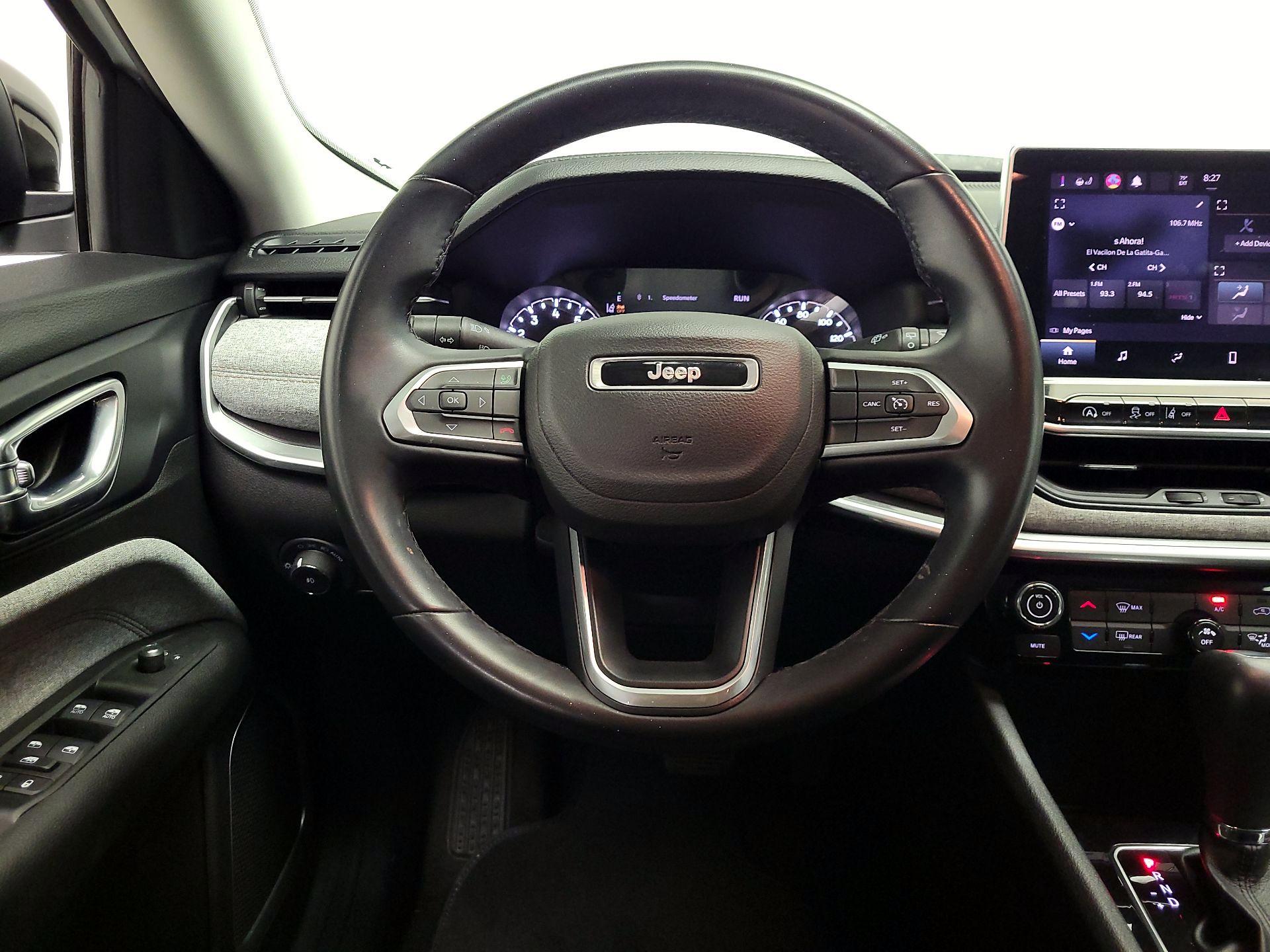 Thumbnail: 2022 Jeep Compass - 10