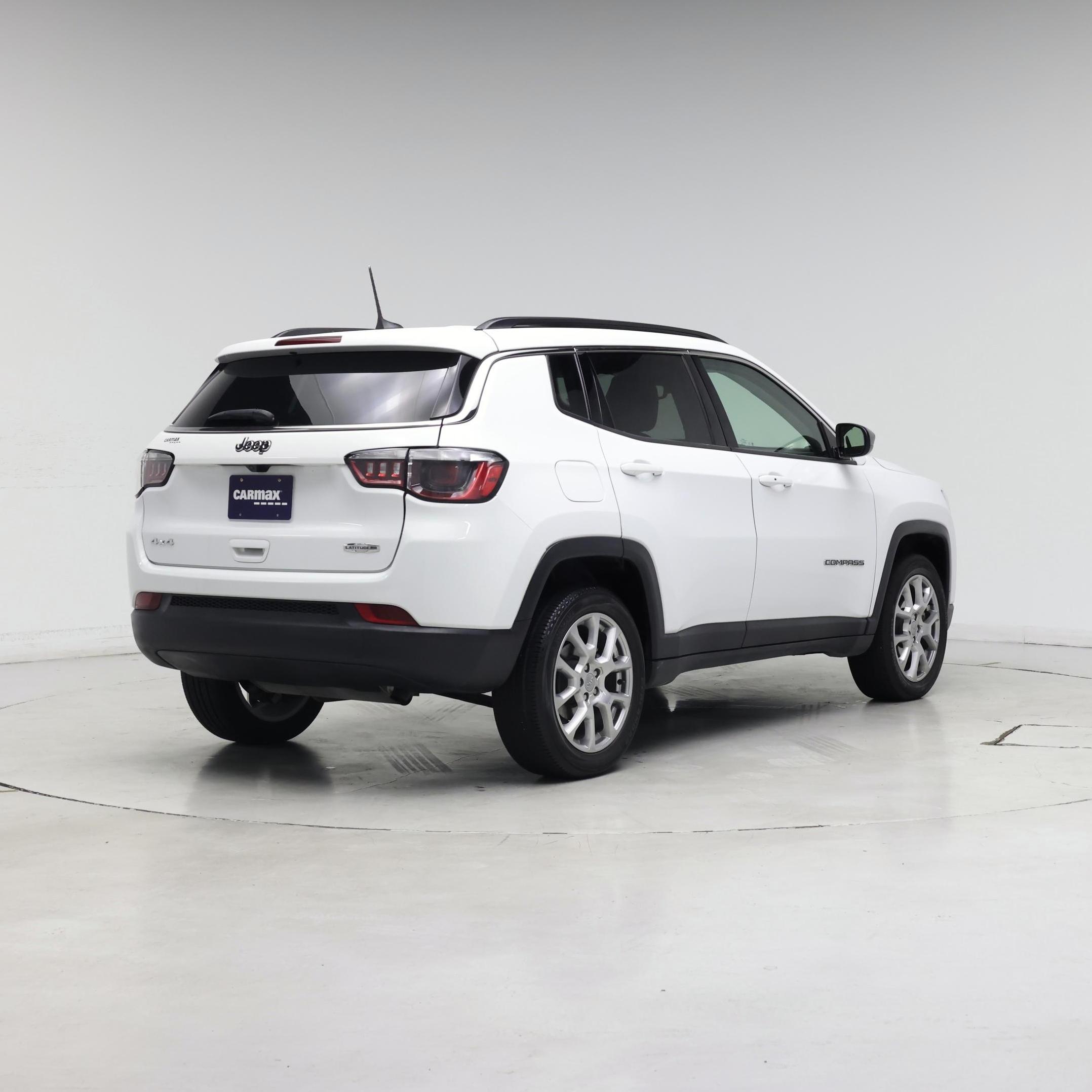 Thumbnail: 2022 Jeep Compass - 8