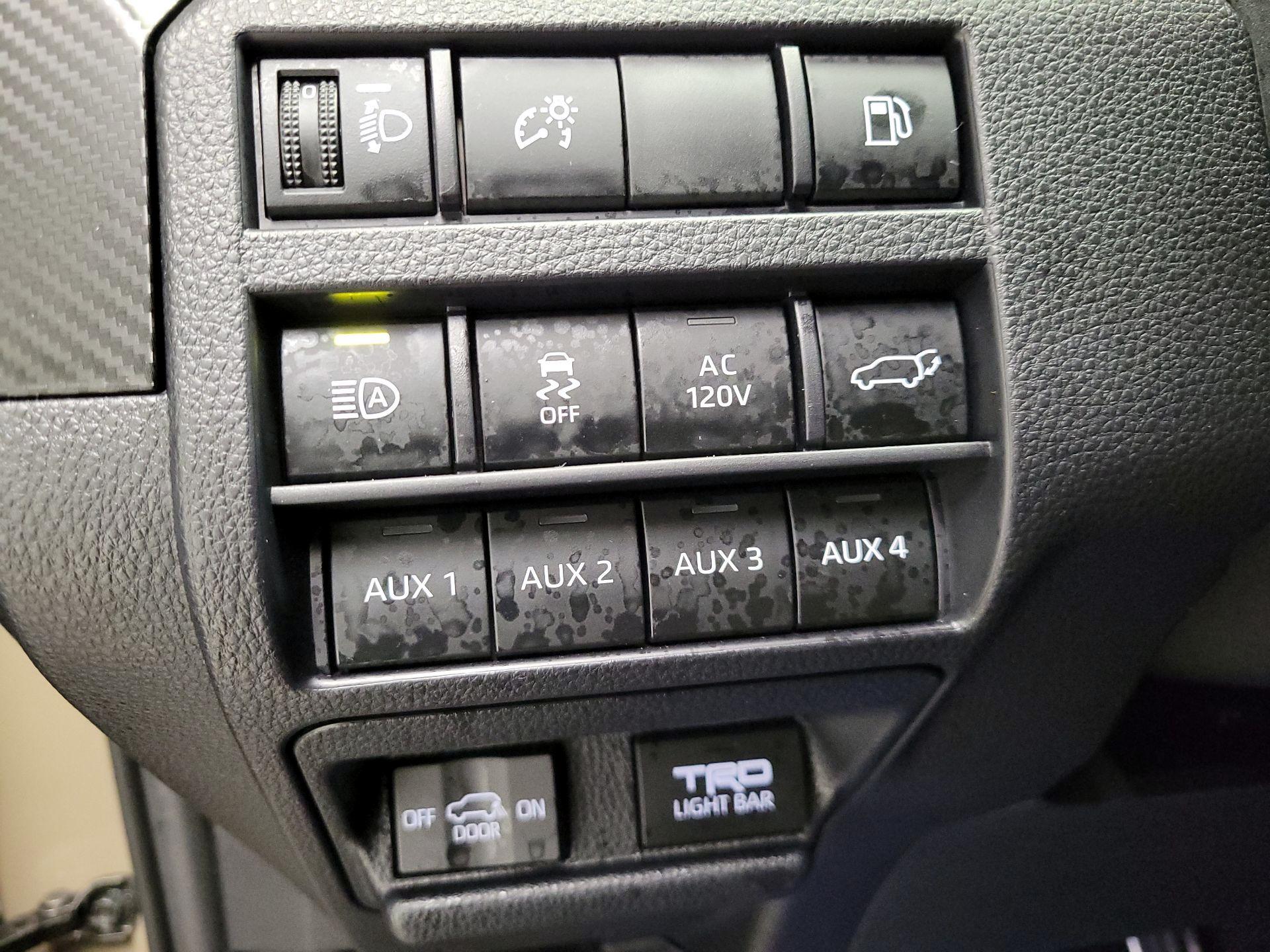 Thumbnail: 2025 Toyota 4Runner - 13