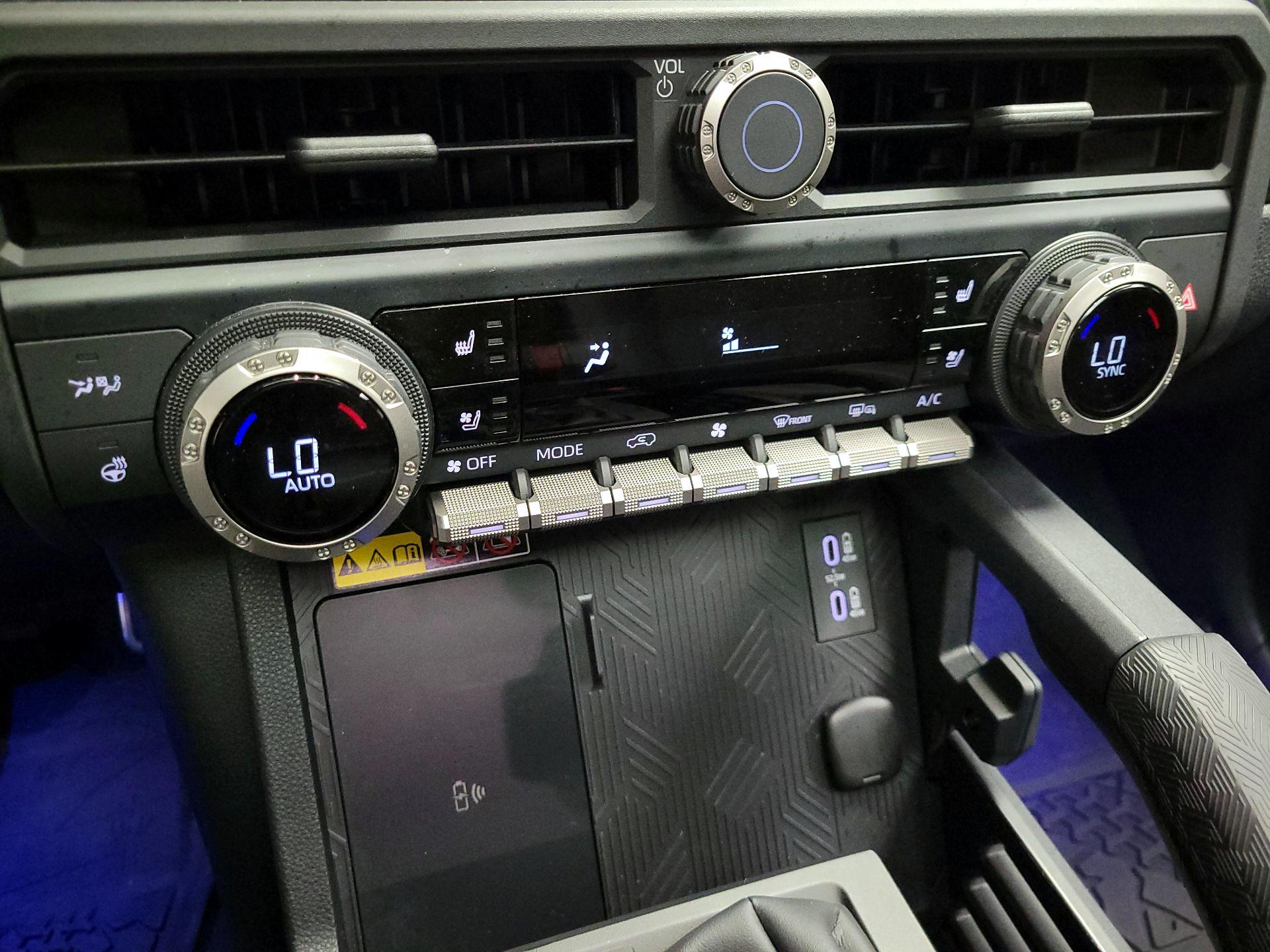 Thumbnail: 2025 Toyota 4Runner - 17