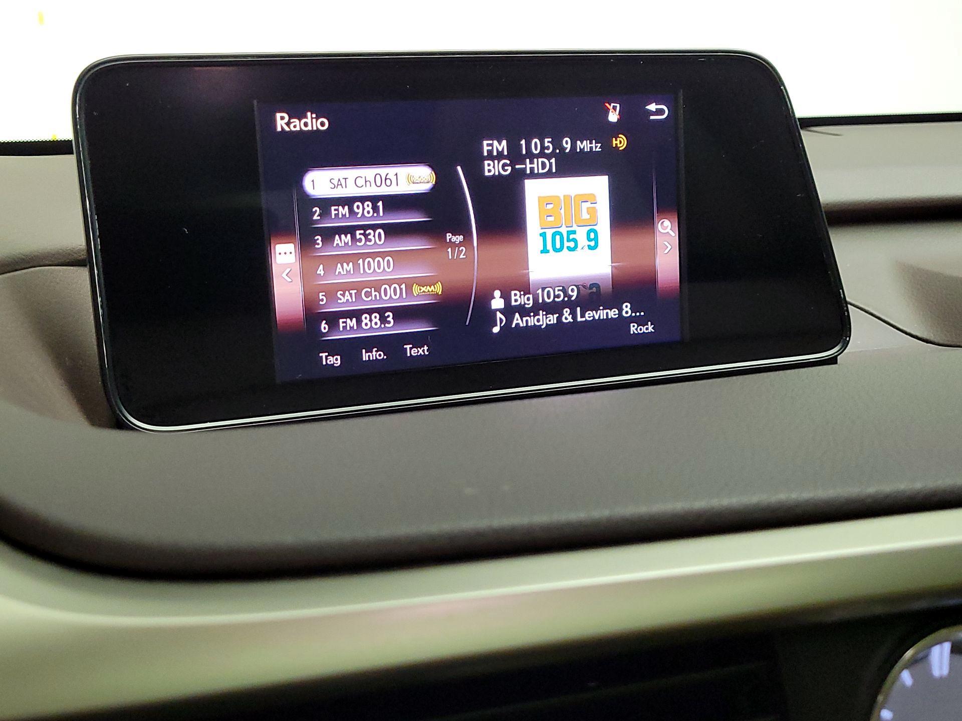 Thumbnail: 2018 Lexus RX - 15