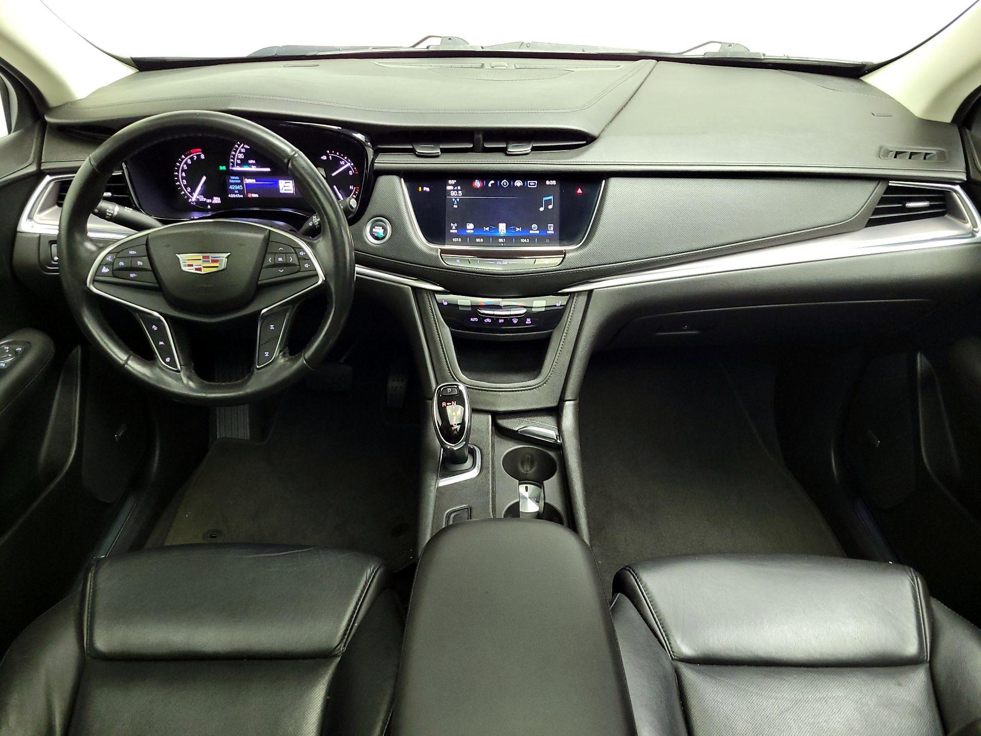 Thumbnail: 2018 Cadillac XT5 - 9