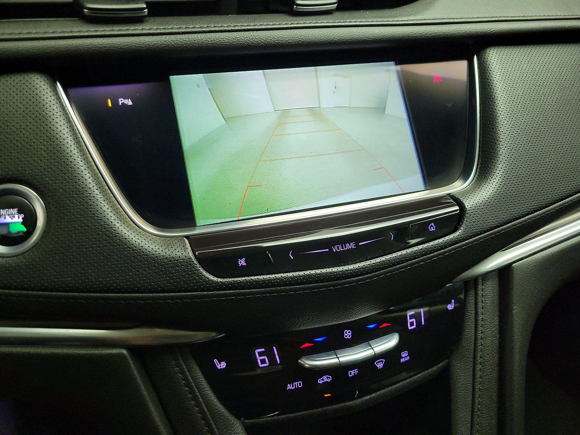 Thumbnail: 2018 Cadillac XT5 - 14