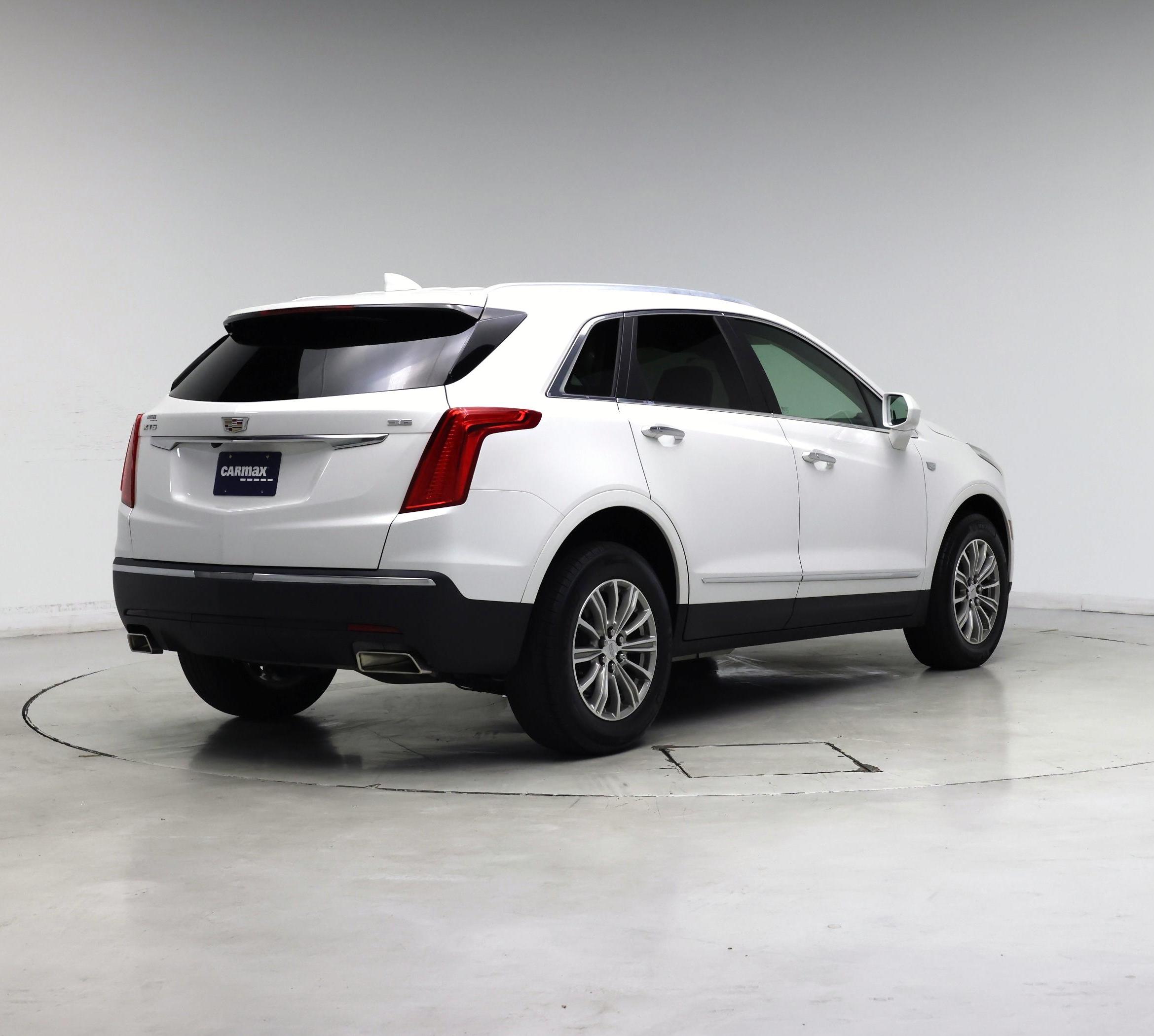 Thumbnail: 2018 Cadillac XT5 - 8