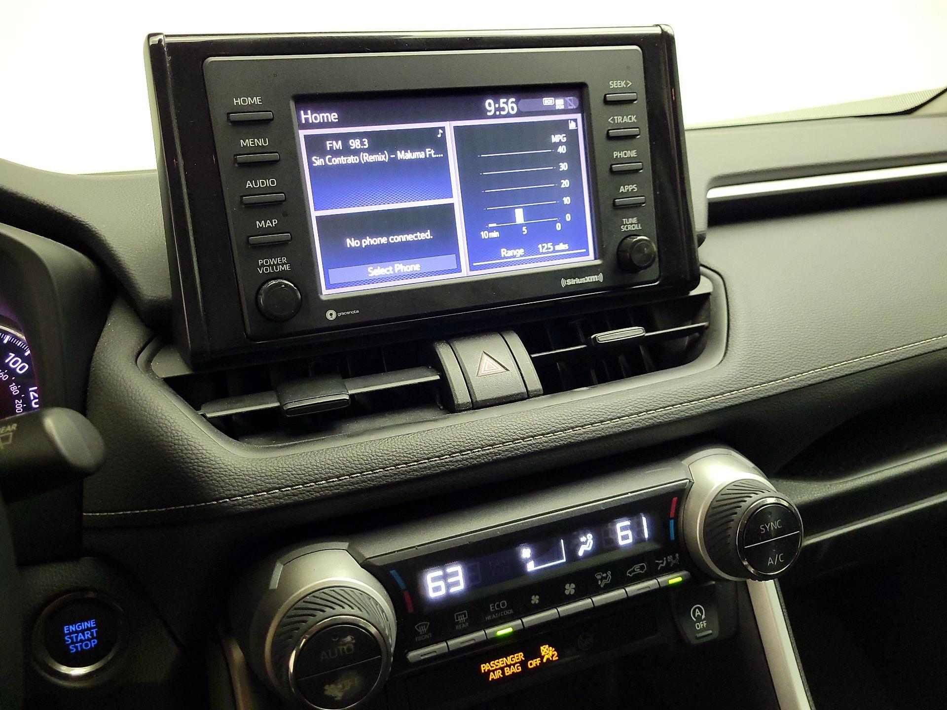 Thumbnail: 2021 Toyota RAV4 - 15