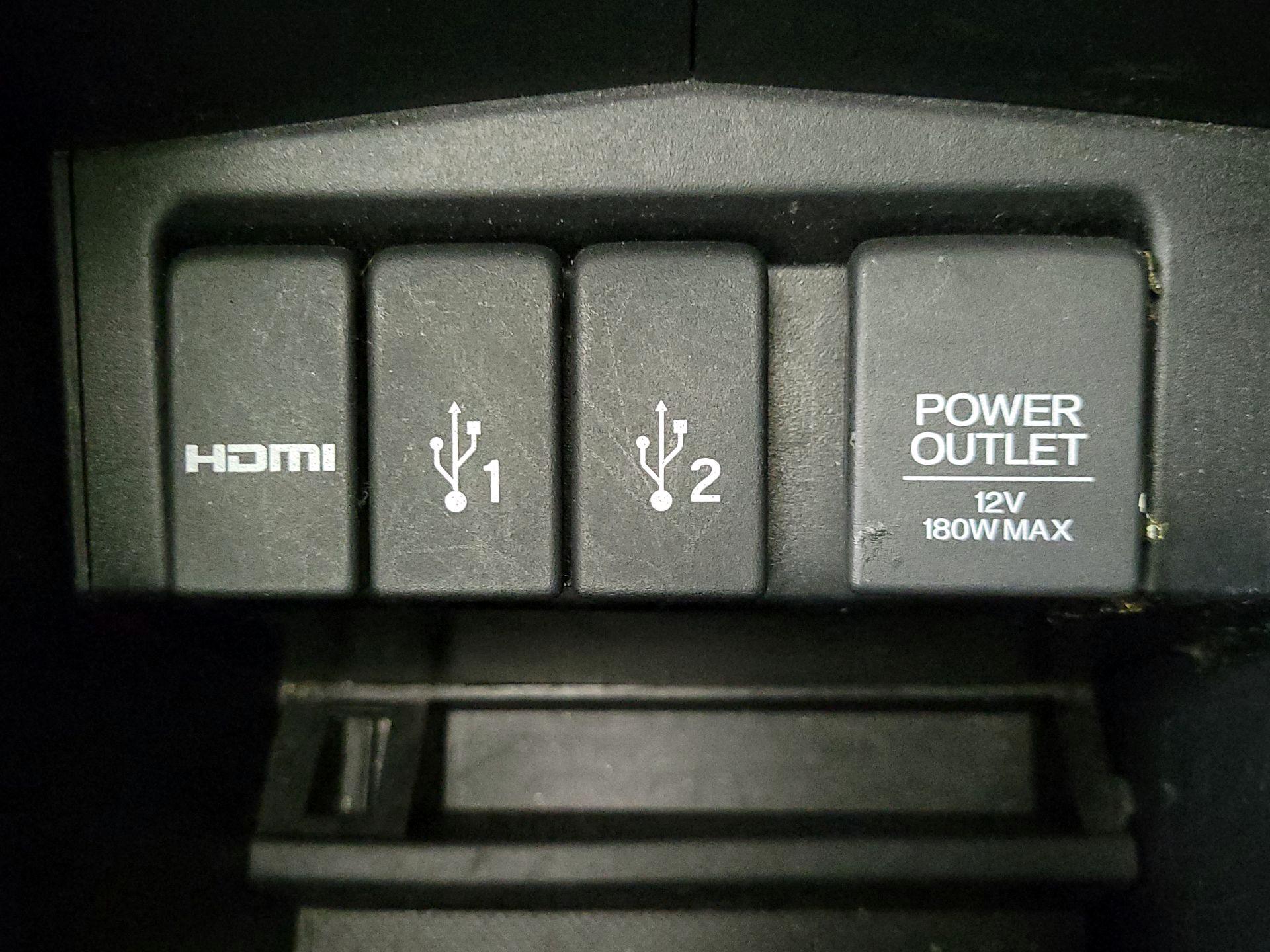 Thumbnail: 2015 Honda CR-V - 18