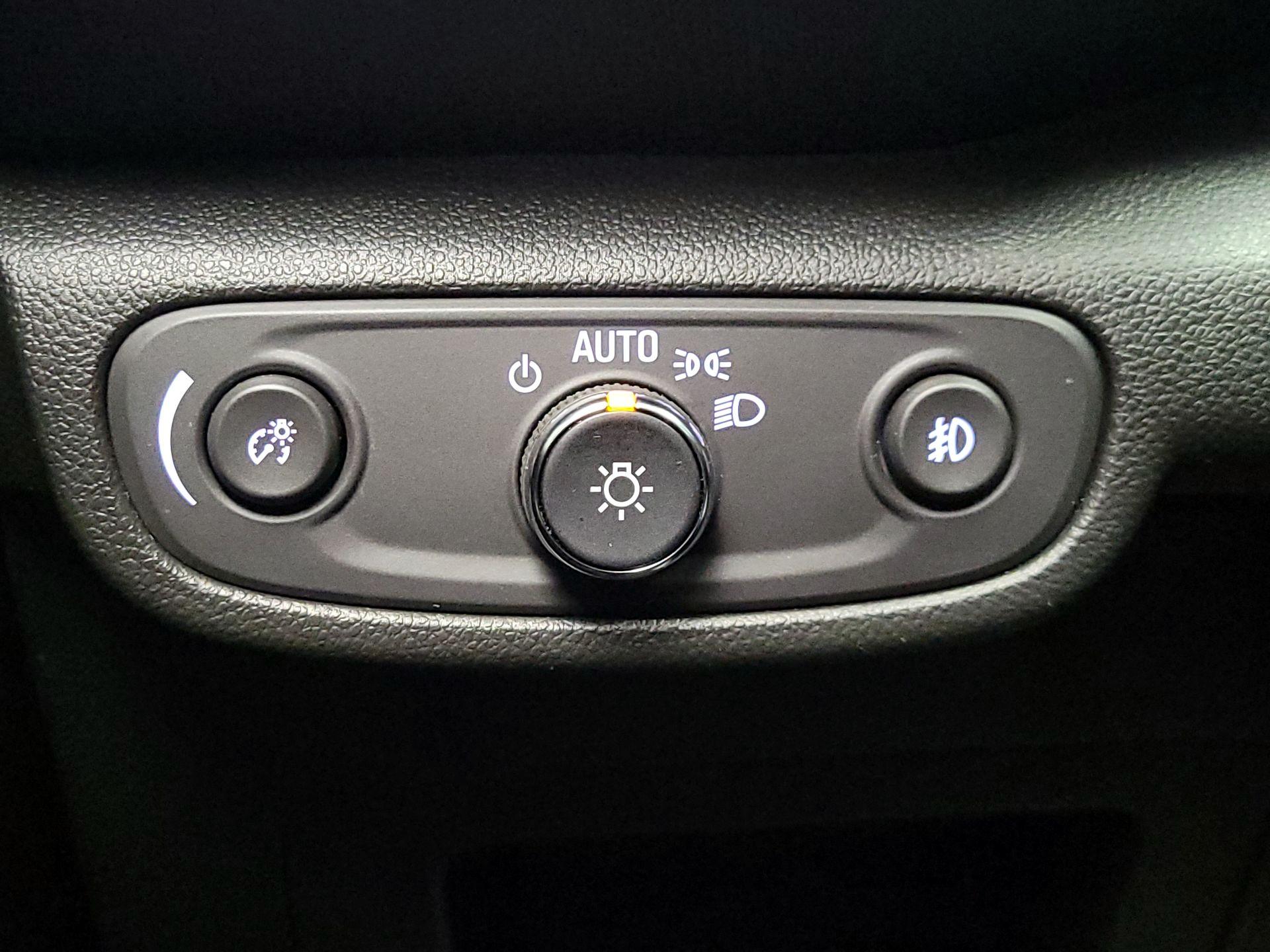 Thumbnail: 2023 Chevrolet TrailBlazer - 13