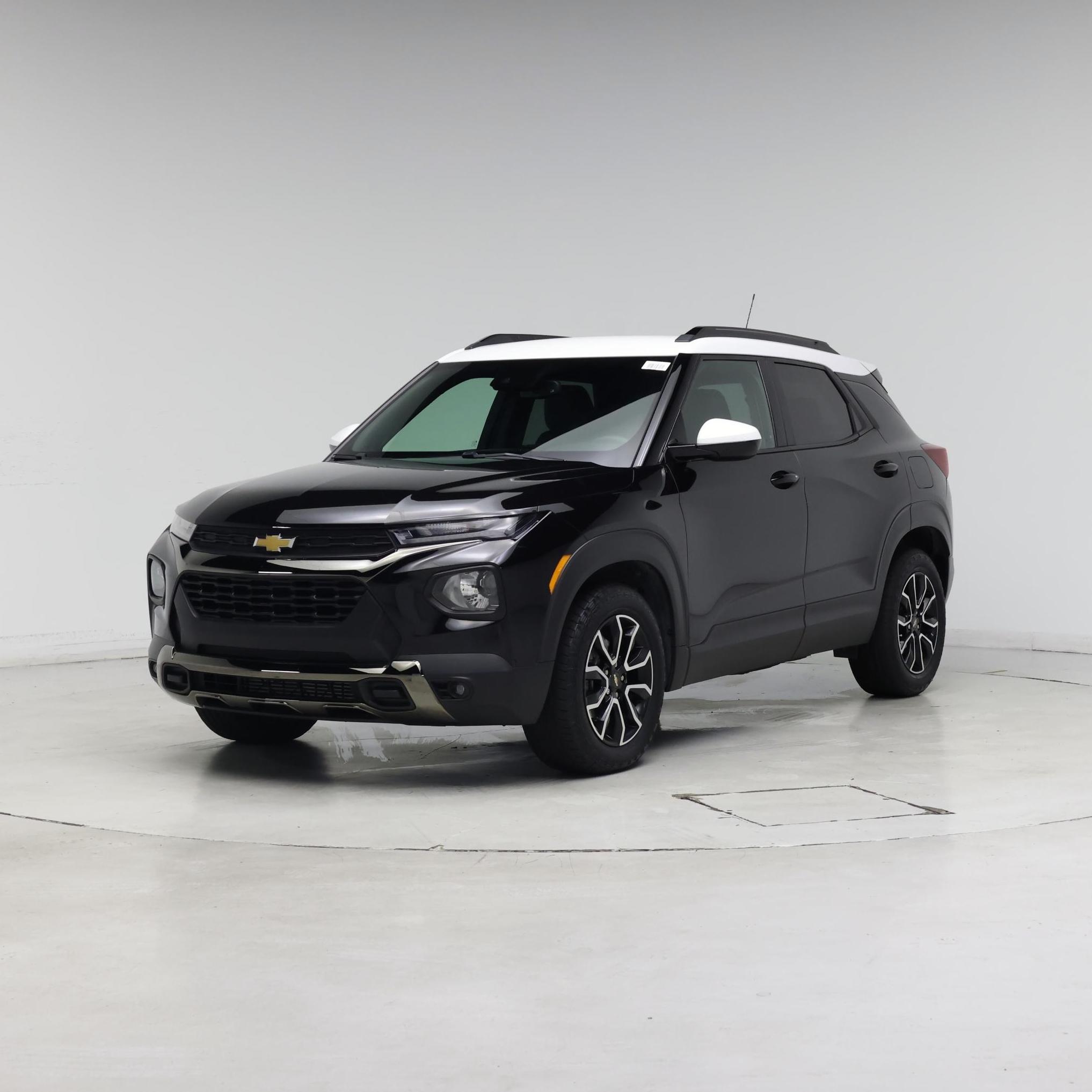 Thumbnail: 2023 Chevrolet TrailBlazer - 4