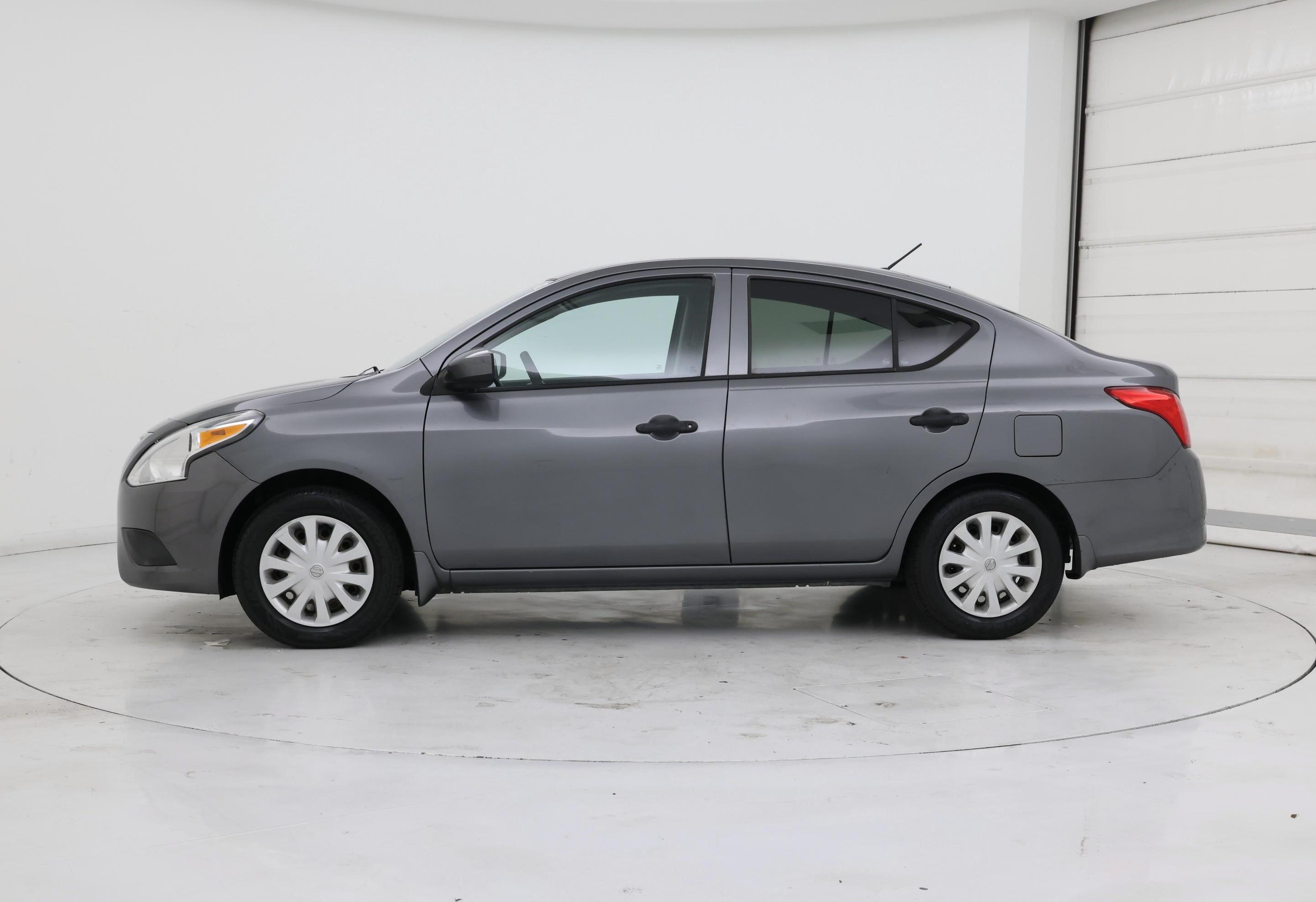 Thumbnail: 2018 Nissan Versa - 3