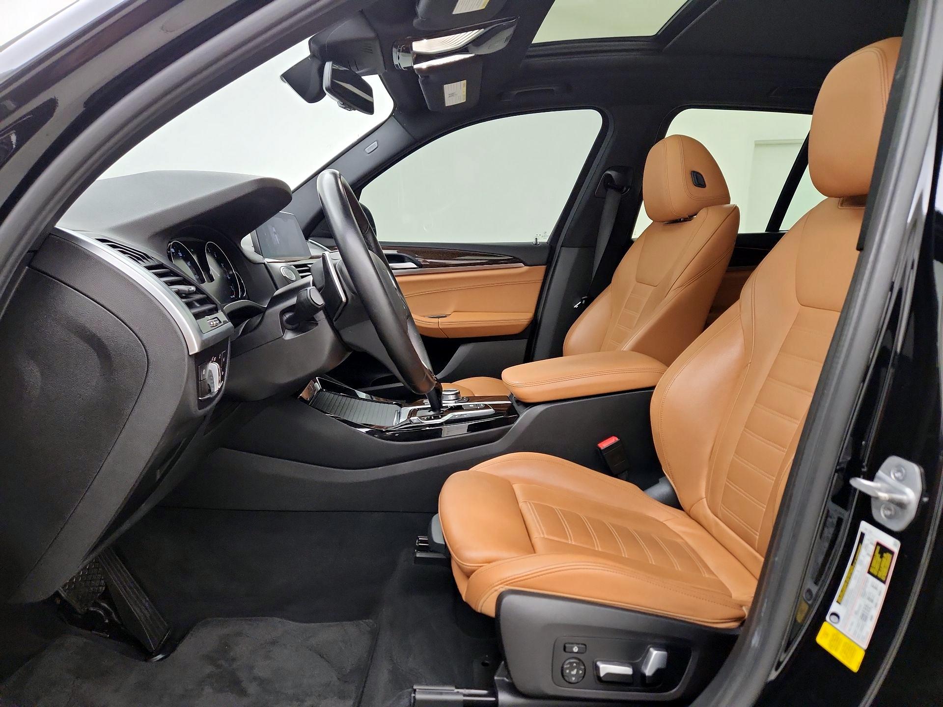 Thumbnail: 2021 BMW X3 - 11