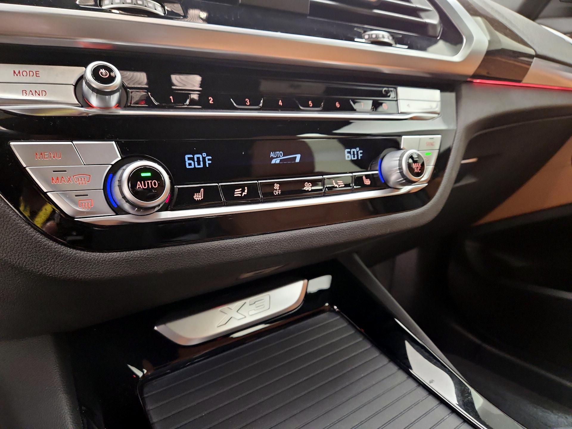 Thumbnail: 2021 BMW X3 - 16