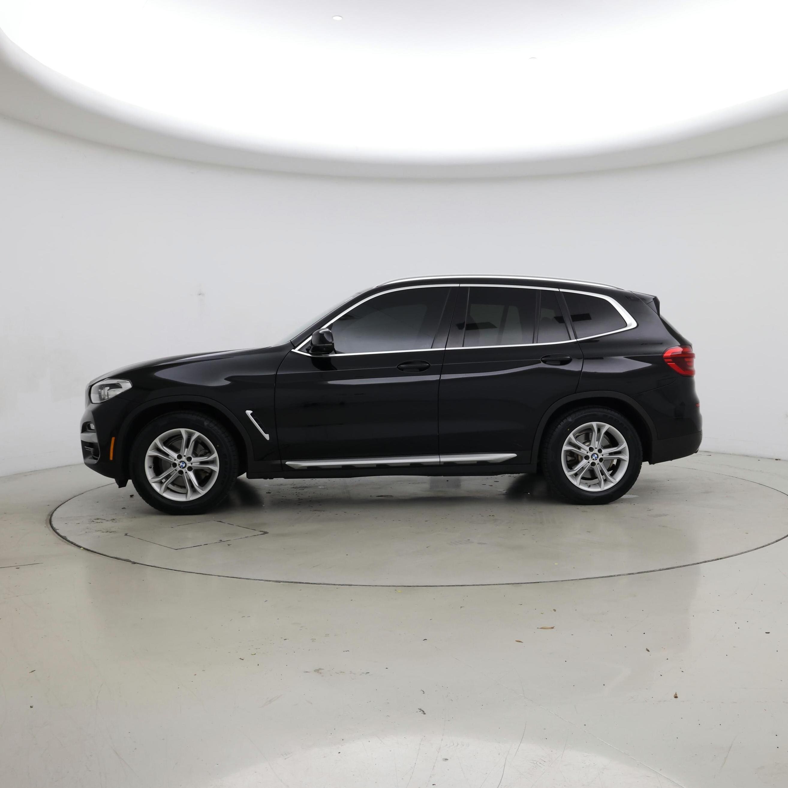 Thumbnail: 2021 BMW X3 - 3
