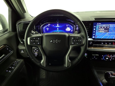 Steering Wheel & Instrument Cluster (On)