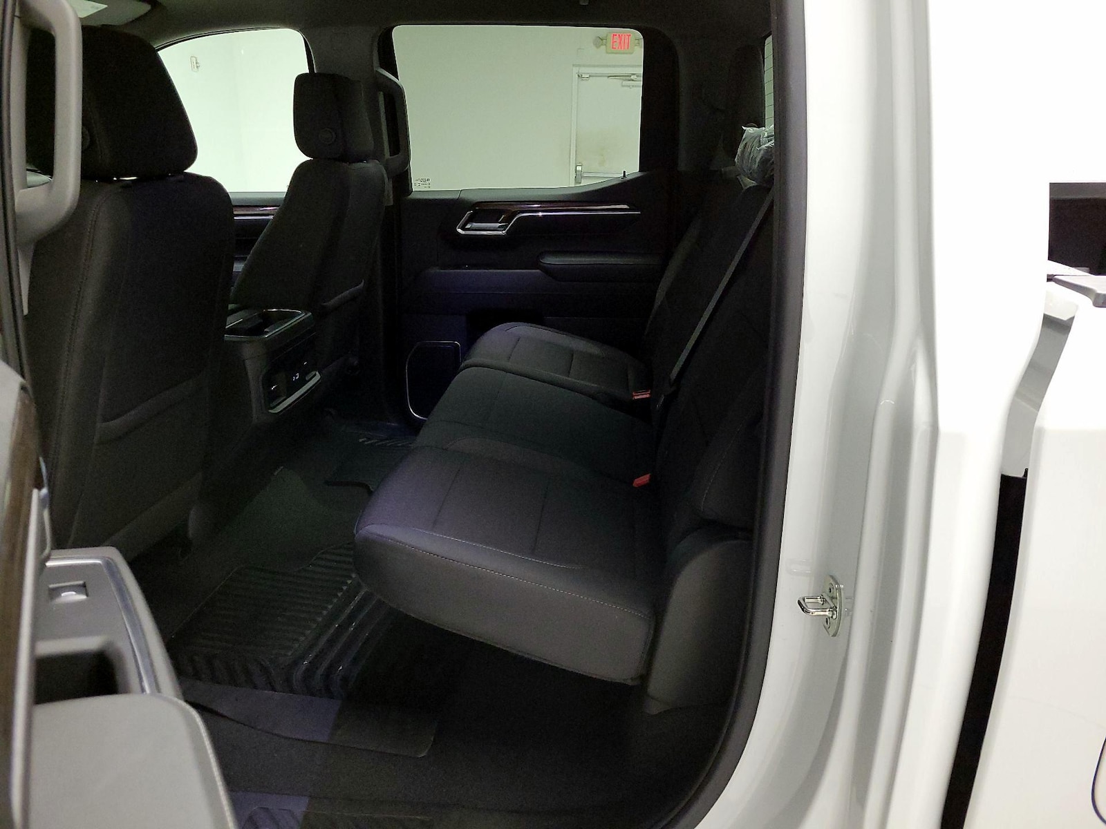 2024 Chevrolet Silverado 1500 RST - Photo 21