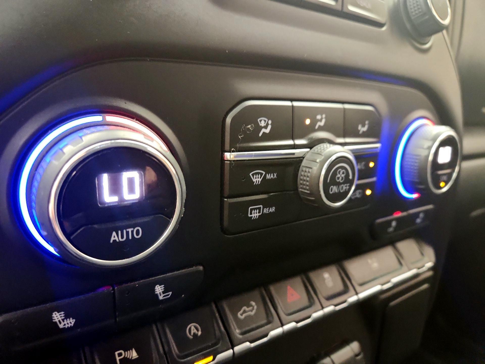 Thumbnail: 2022 Chevrolet Silverado 1500 - 17