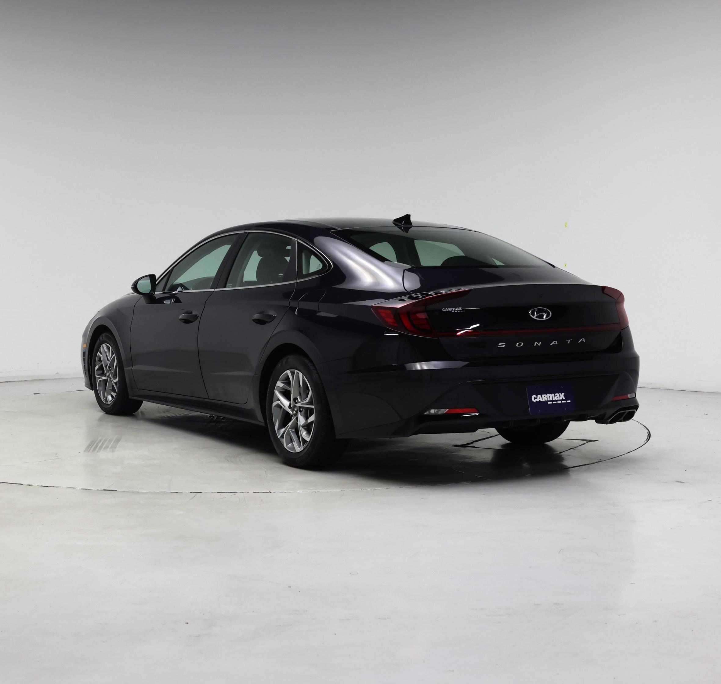 Thumbnail: 2023 Hyundai Sonata - 2