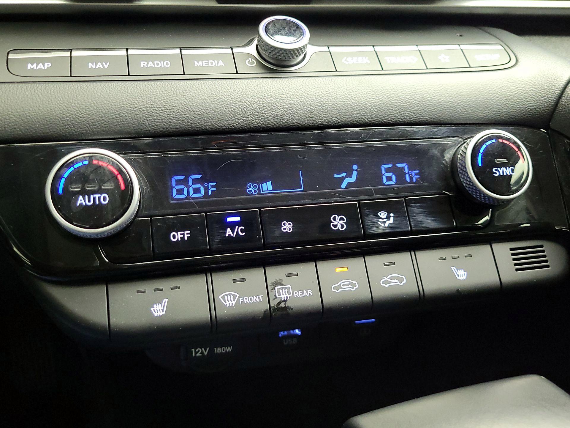 Thumbnail: 2023 Hyundai Elantra - 17