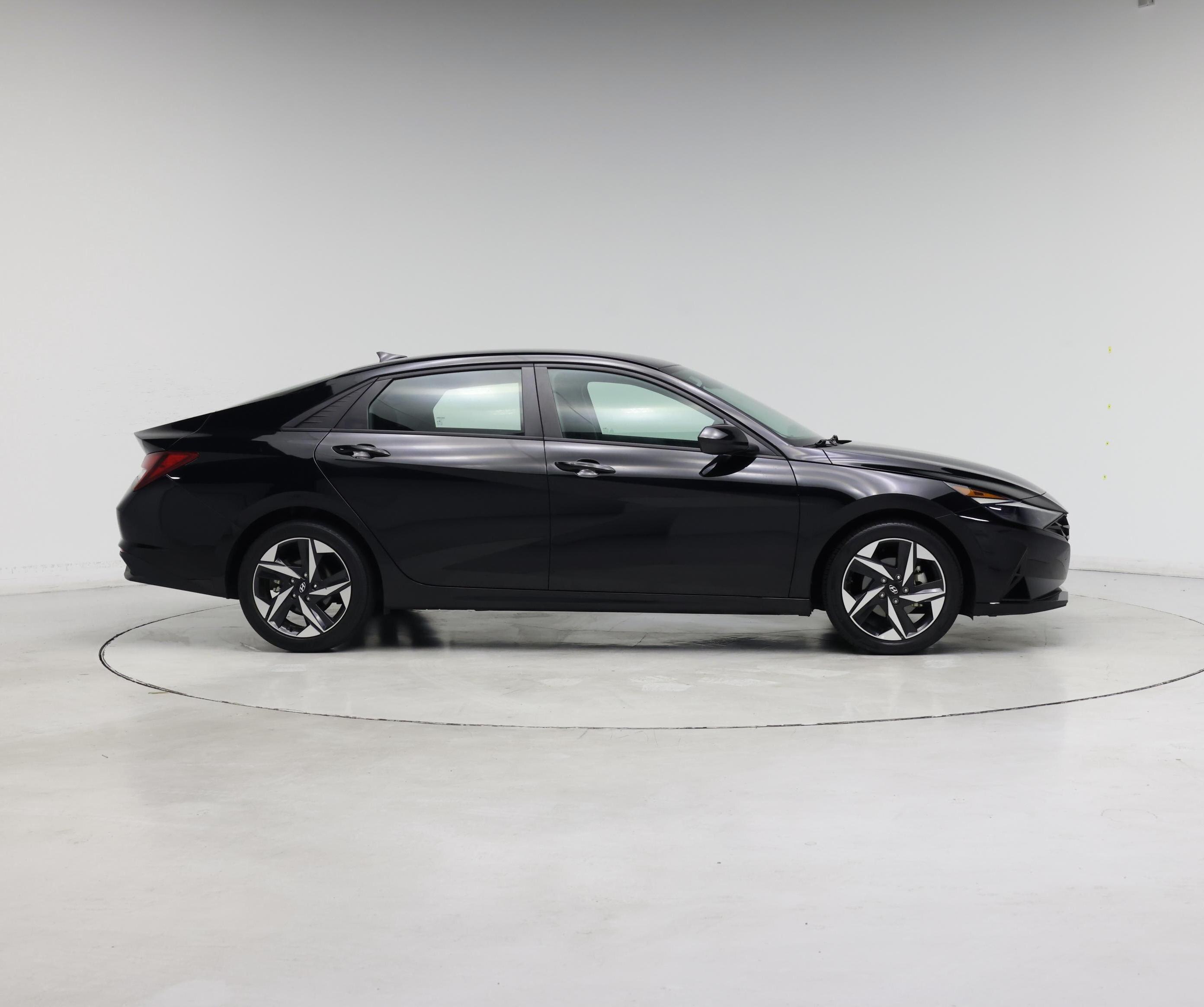 Thumbnail: 2023 Hyundai Elantra - 7