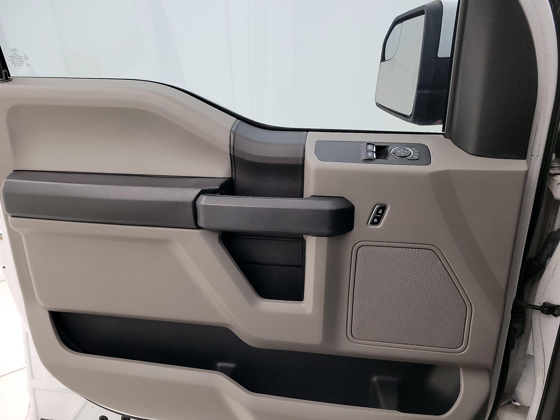 Thumbnail: 2017 Ford F-150 - 12