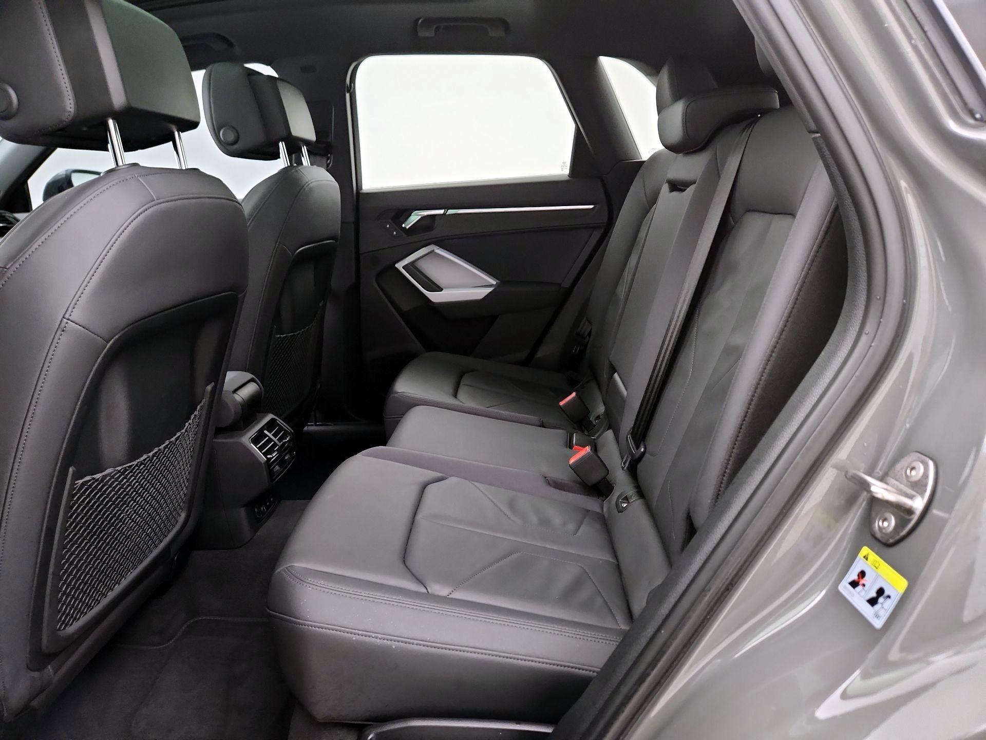 Thumbnail: 2021 Audi Q3 - 19