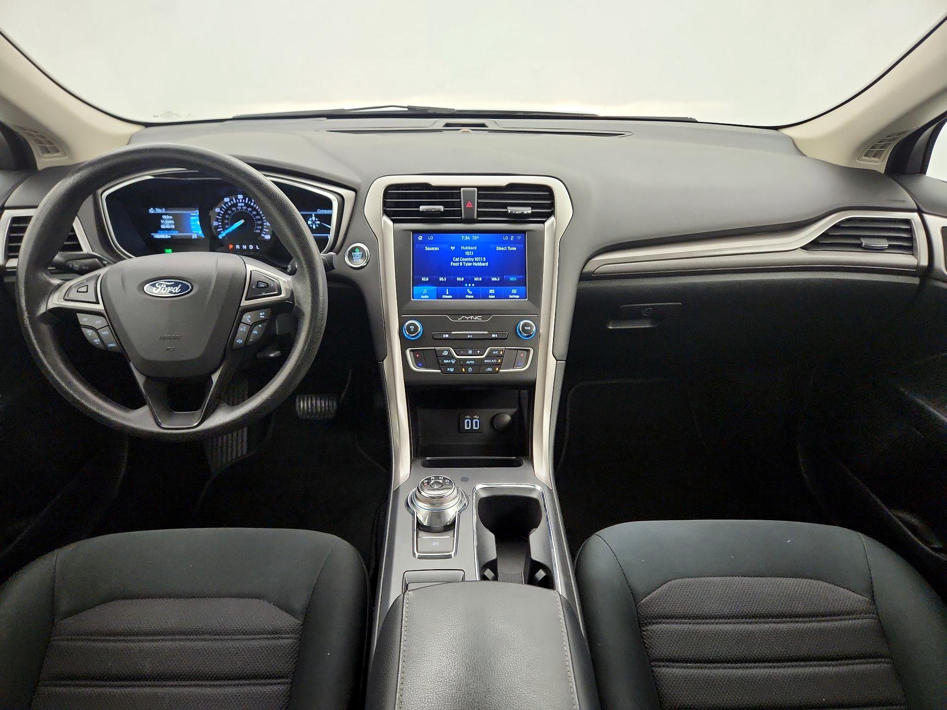 Thumbnail: 2020 Ford Fusion - 9