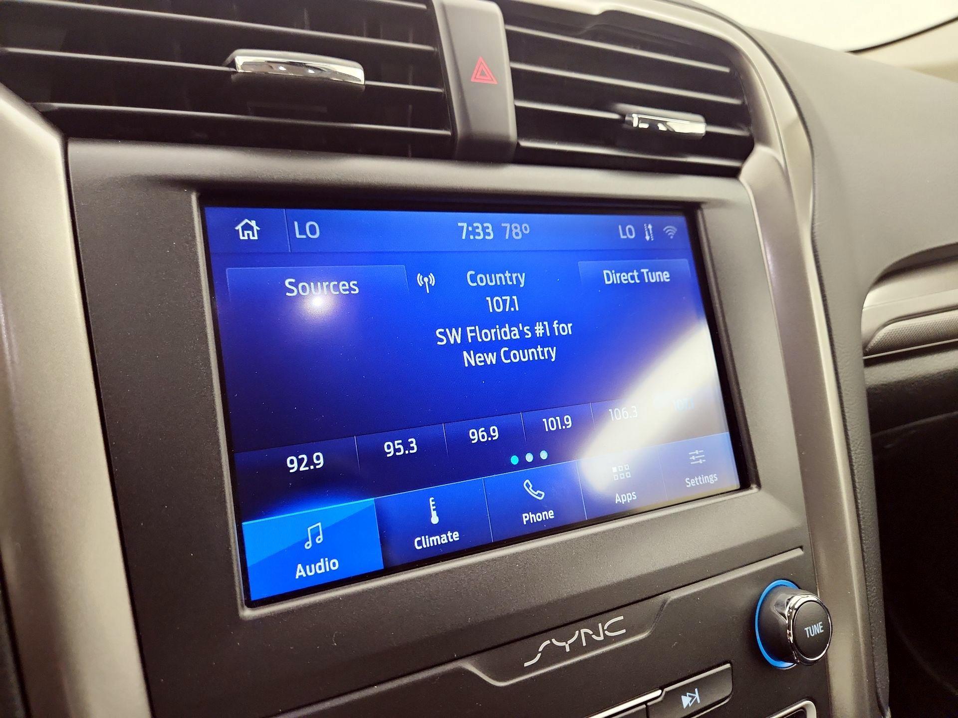 Thumbnail: 2020 Ford Fusion - 15