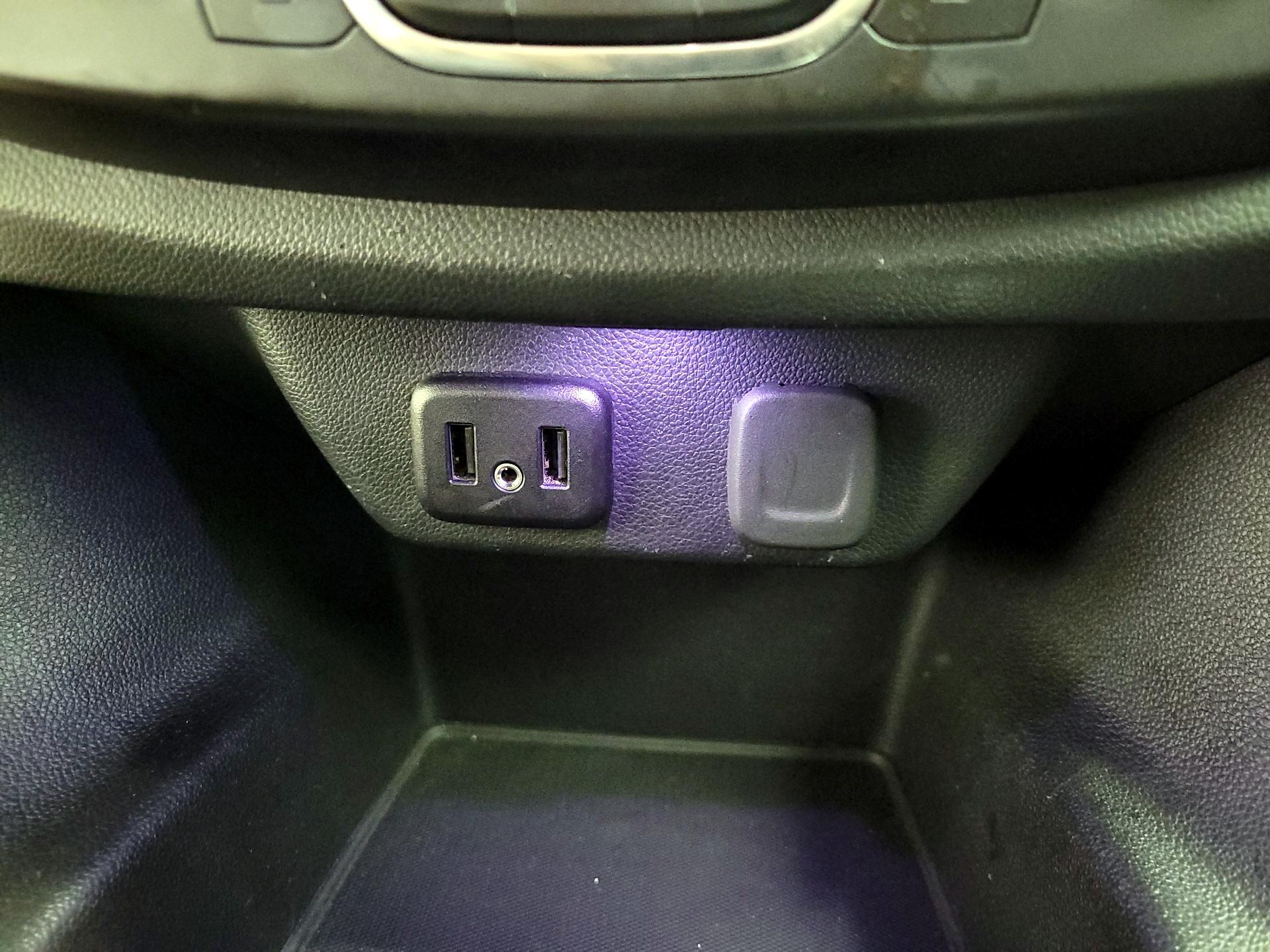 Thumbnail: 2022 Chevrolet Traverse - 19