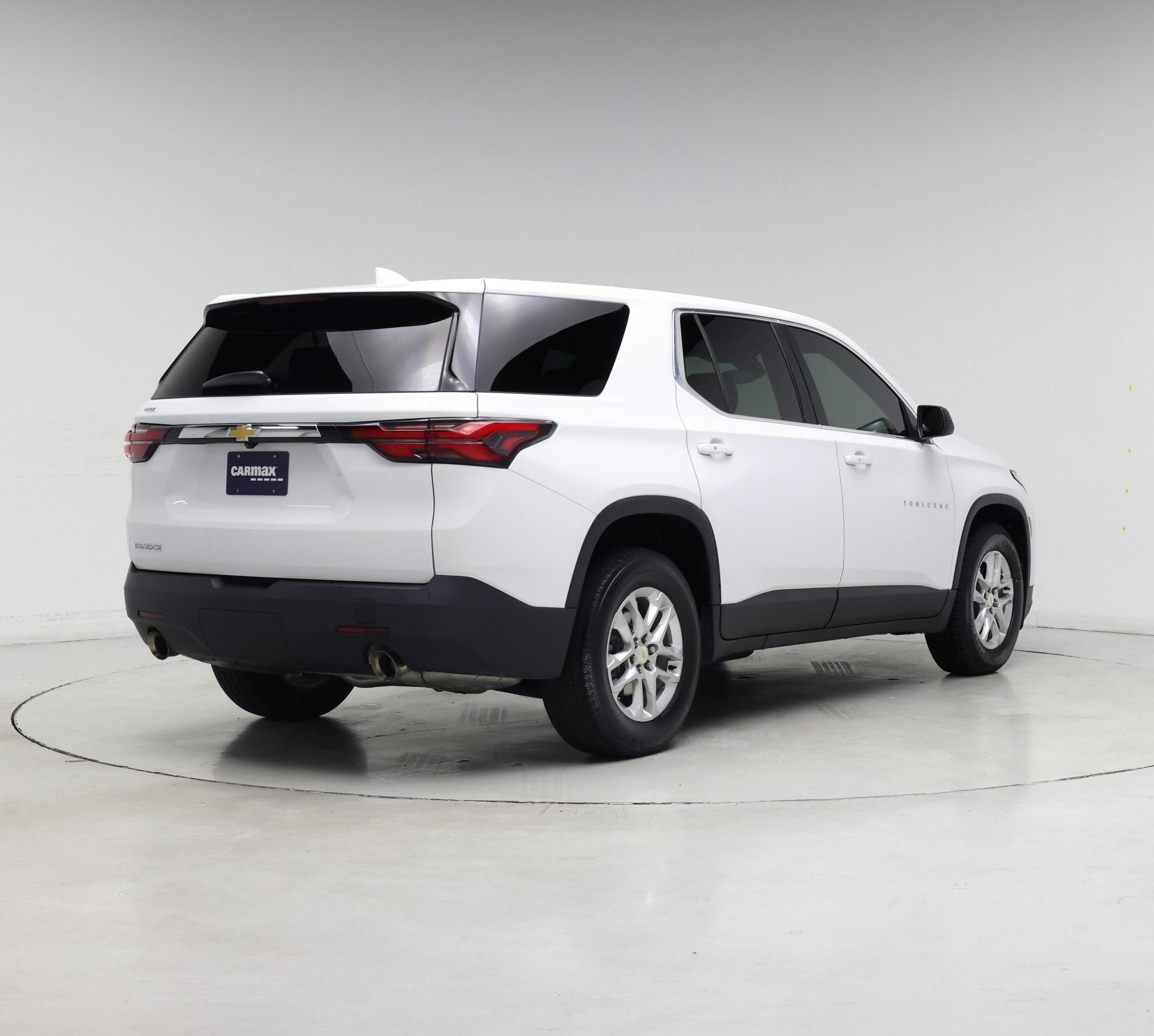 Thumbnail: 2022 Chevrolet Traverse - 8