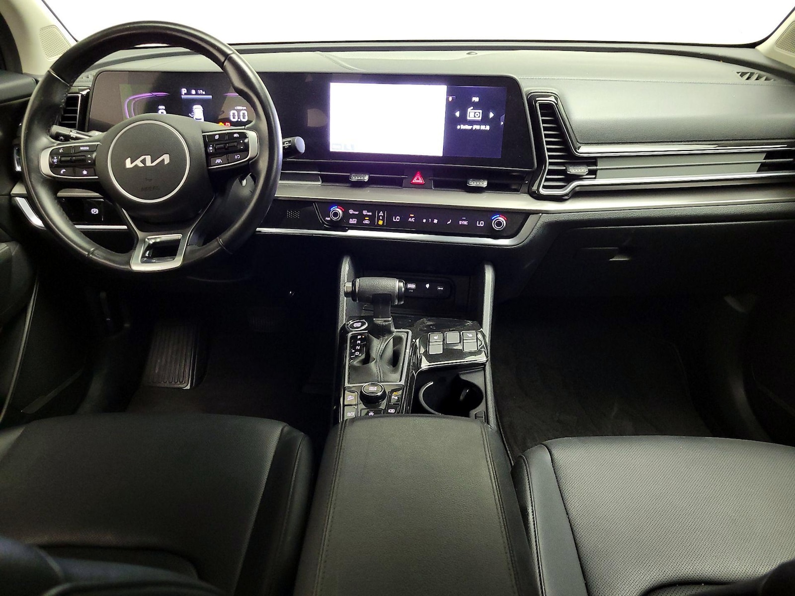 2023 Kia Sportage EX - Photo 10