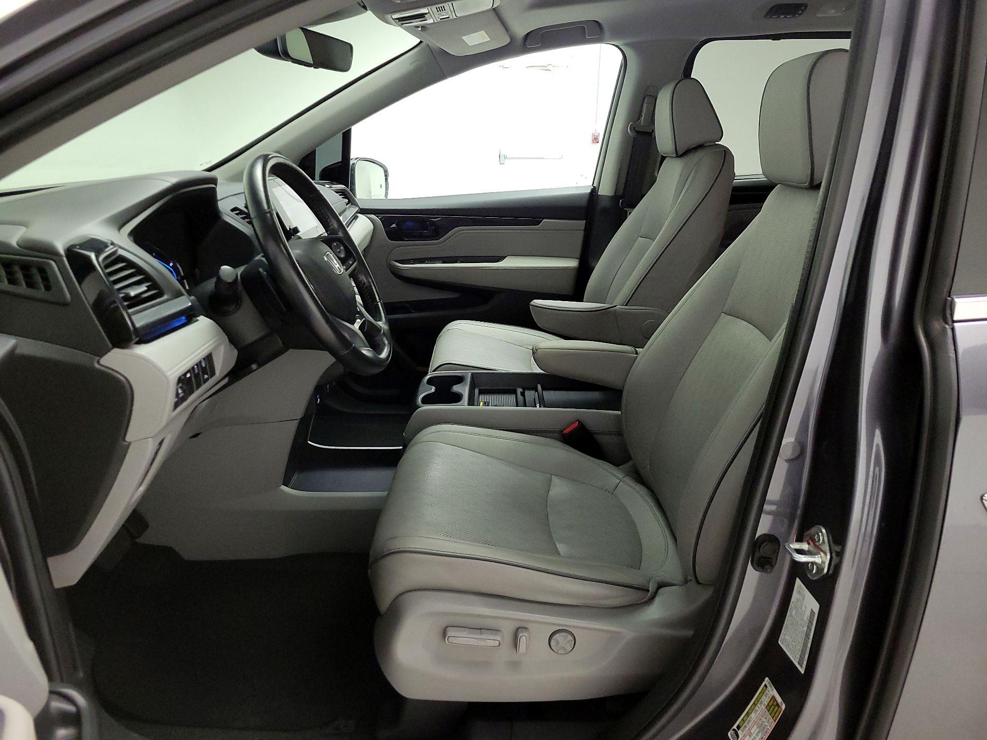 Thumbnail: 2022 Honda Odyssey - 11
