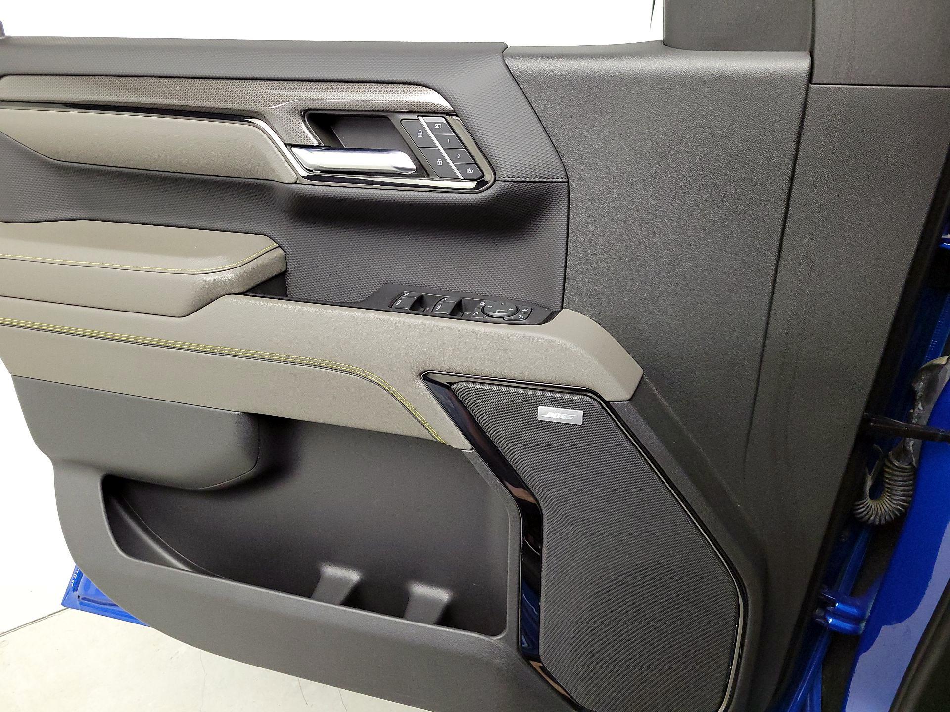 Thumbnail: 2023 Chevrolet Silverado 1500 - 12