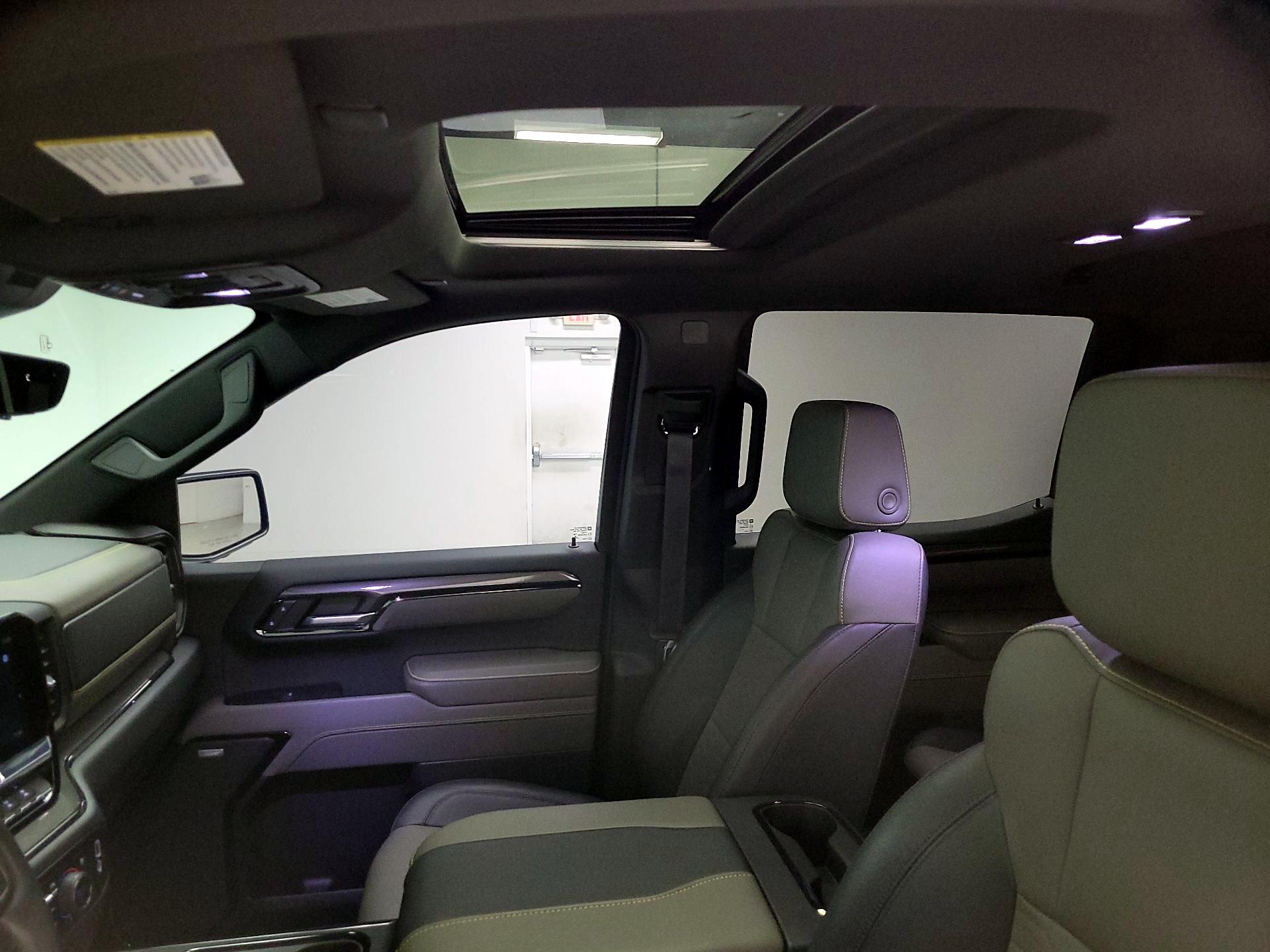 Thumbnail: 2023 Chevrolet Silverado 1500 - 20